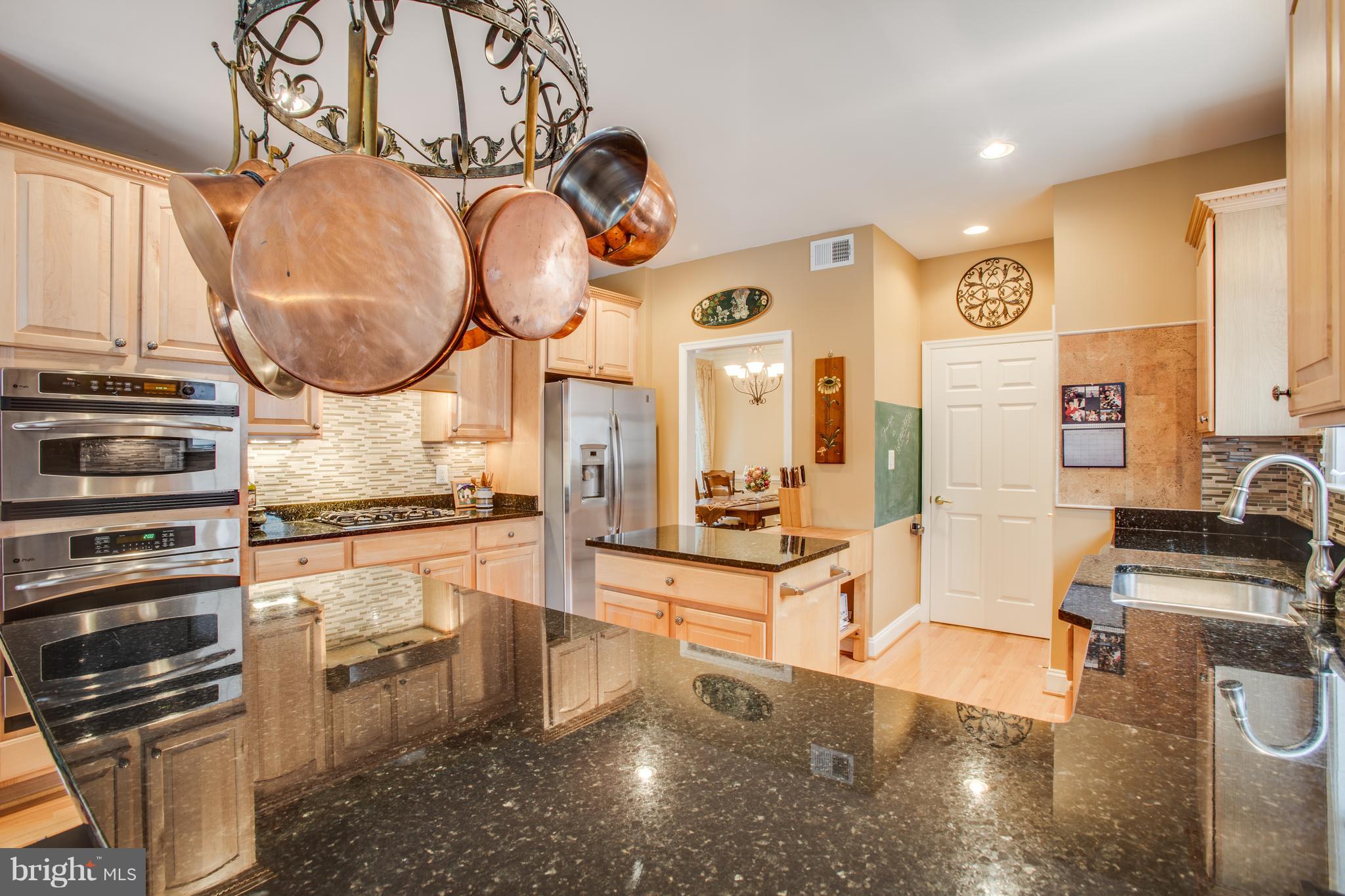 VIRGINIA HERITAGE AT LEE'S PARK - Residential