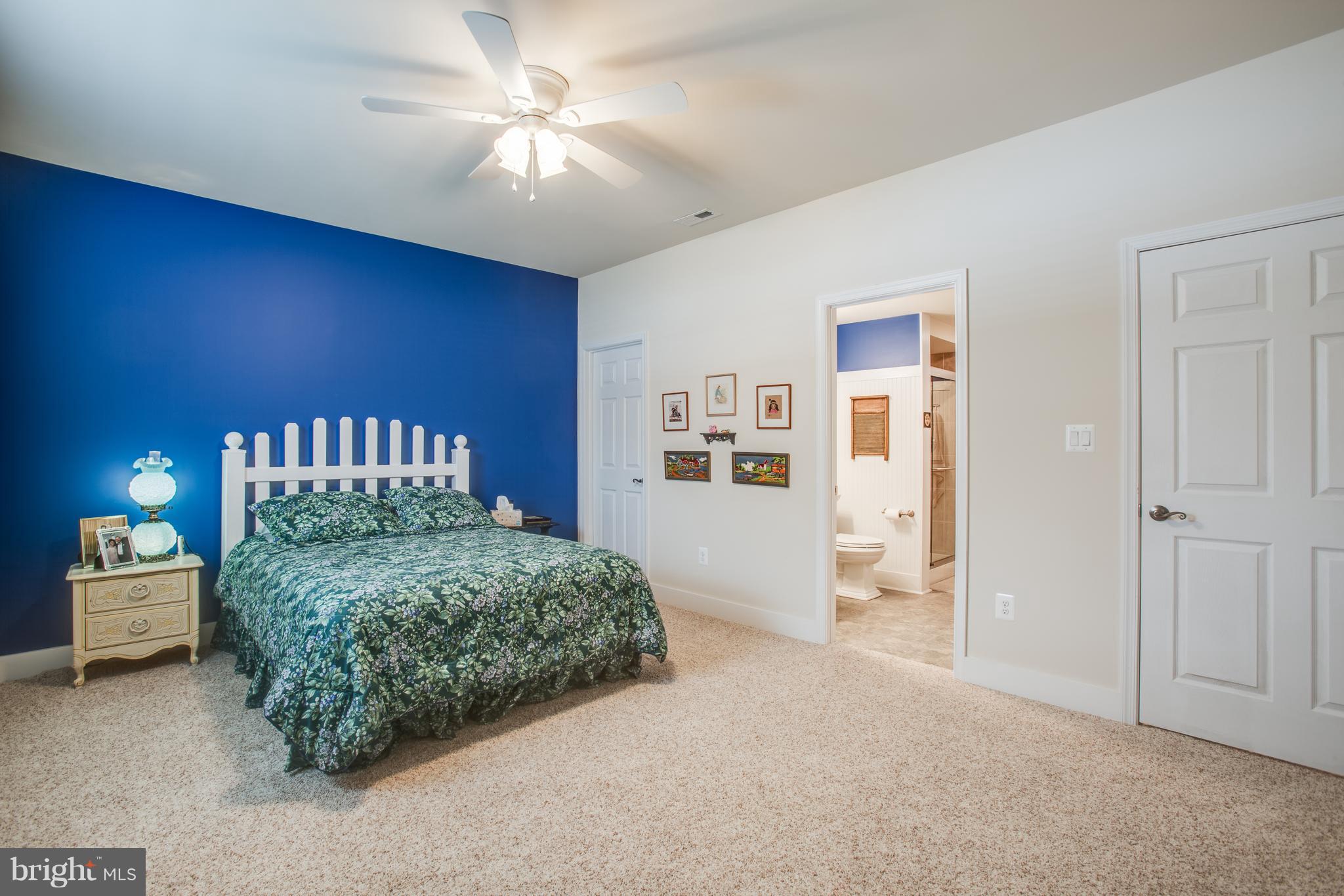 VIRGINIA HERITAGE AT LEE'S PARK - Residential