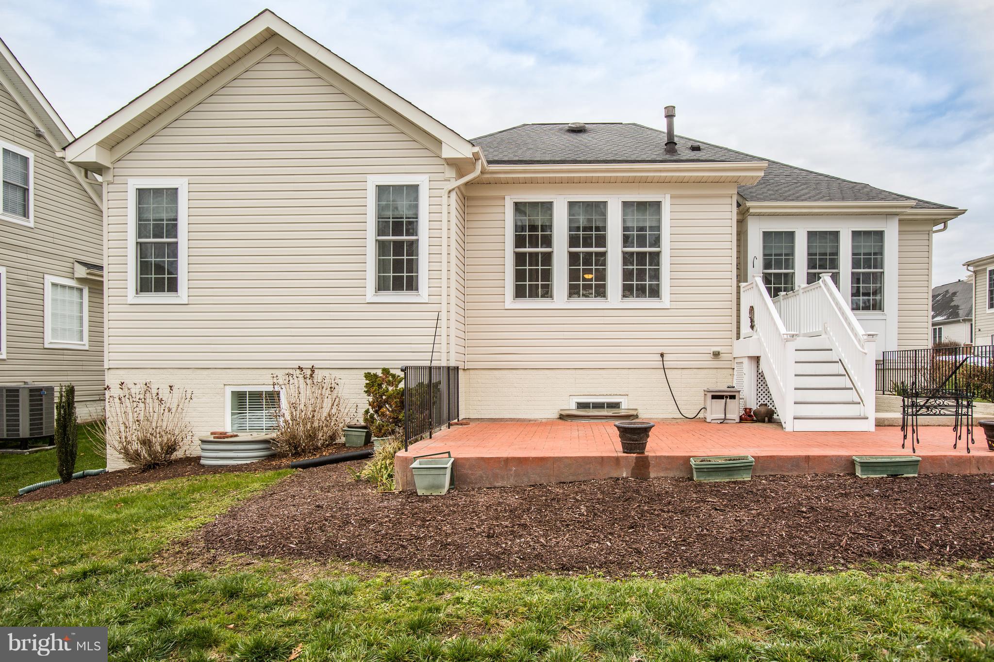 VIRGINIA HERITAGE AT LEE'S PARK - Residential