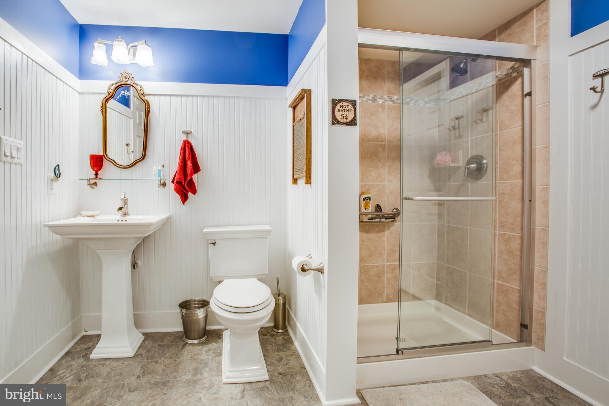 VIRGINIA HERITAGE AT LEE'S PARK - Residential