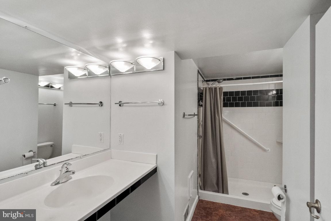 ORCHARD HILLS - Residential