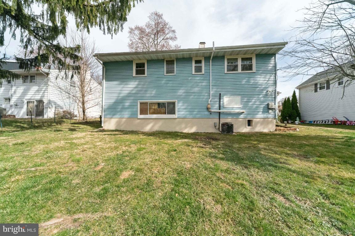 ORCHARD HILLS - Residential