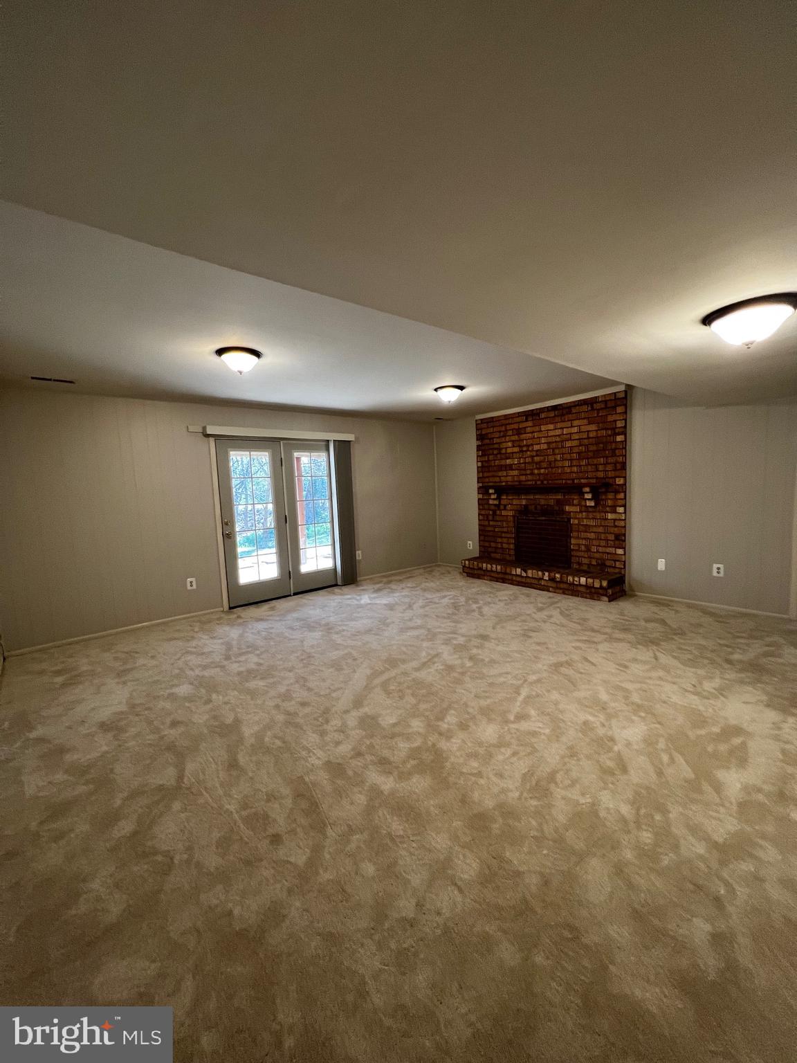 TANGLEWOOD - Residential Lease