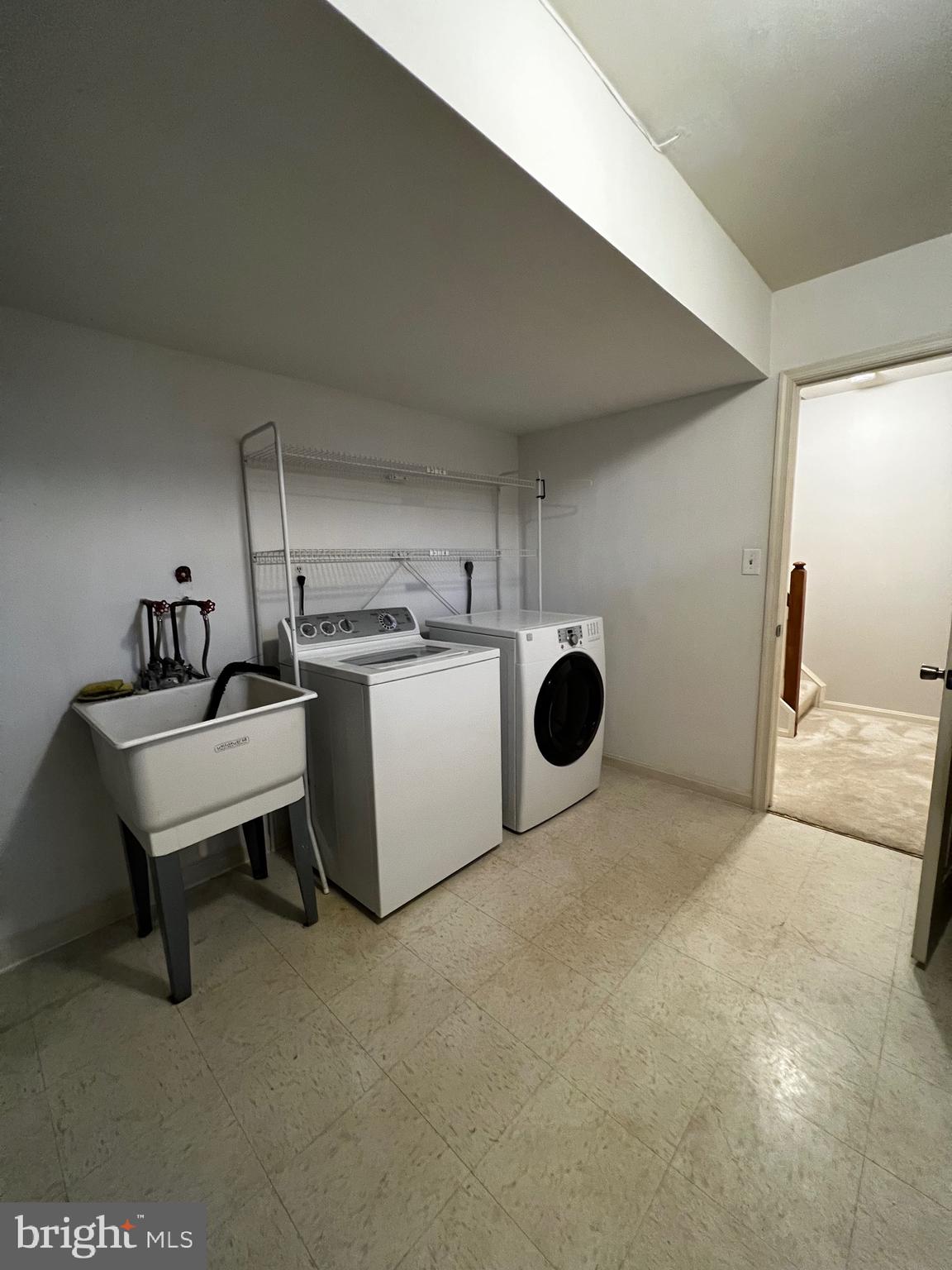 TANGLEWOOD - Residential Lease