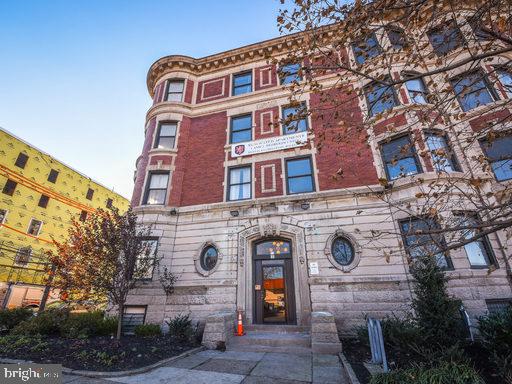 UNIVERSITY CITY - Residential Lease