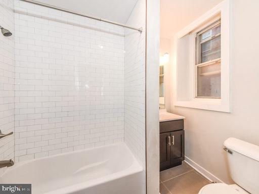 UNIVERSITY CITY - Residential Lease