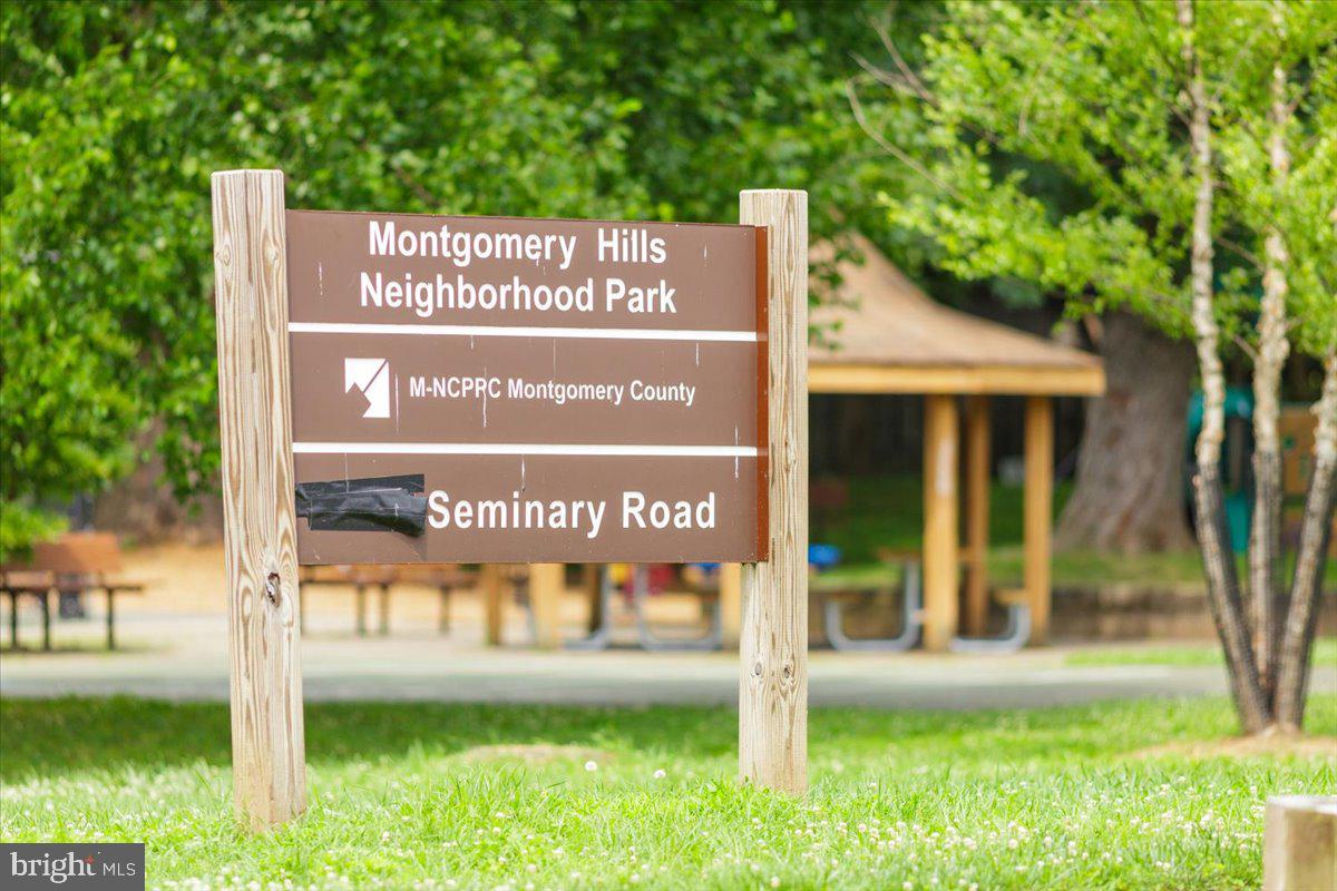 WOODSIDE FOREST - Residential