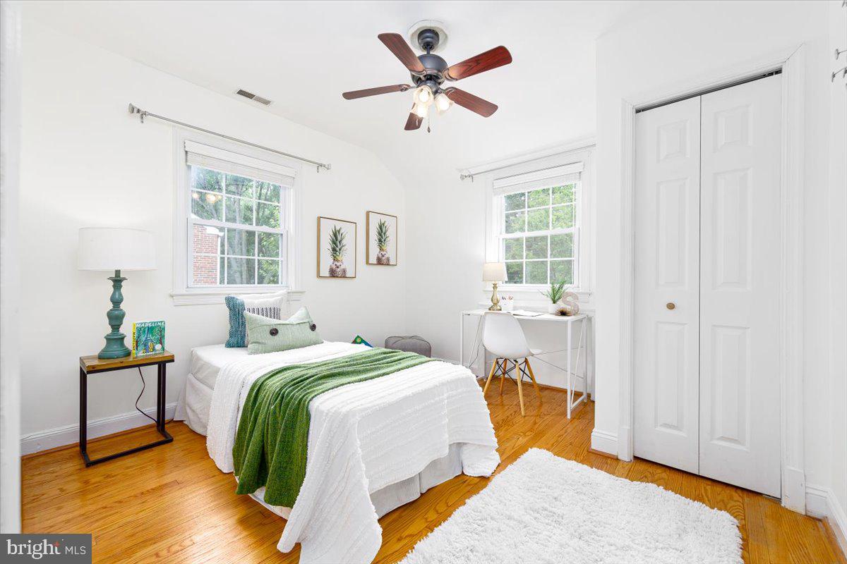 WOODSIDE FOREST - Residential