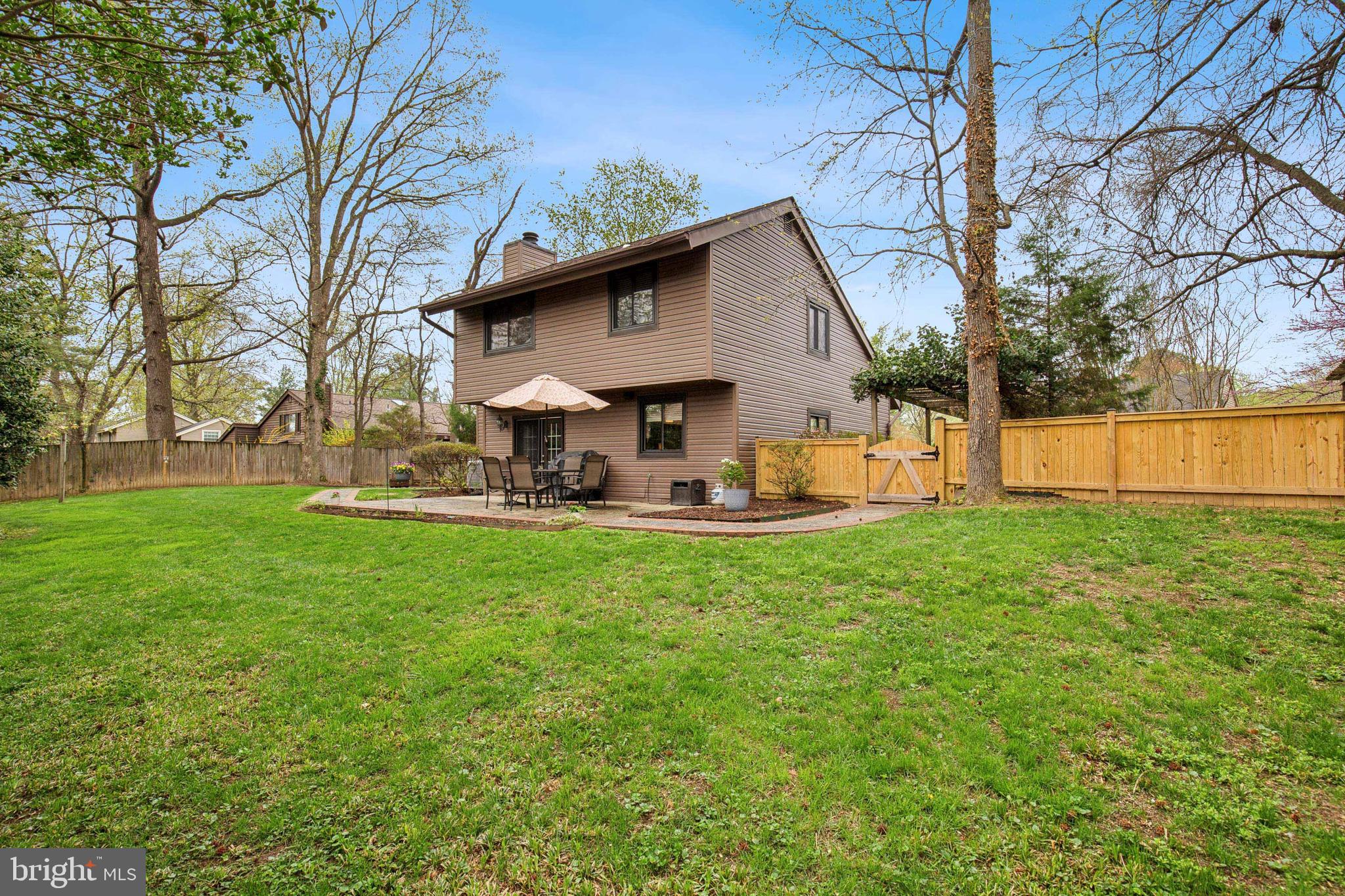 STONEYBROOKE - Residential