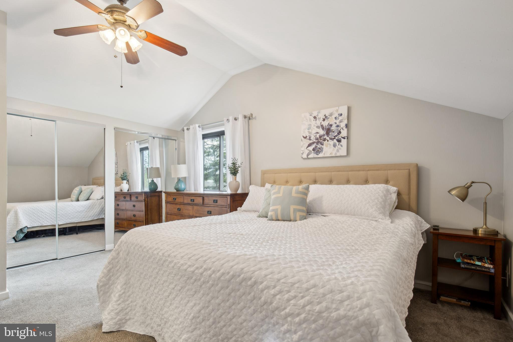 STONEYBROOKE - Residential