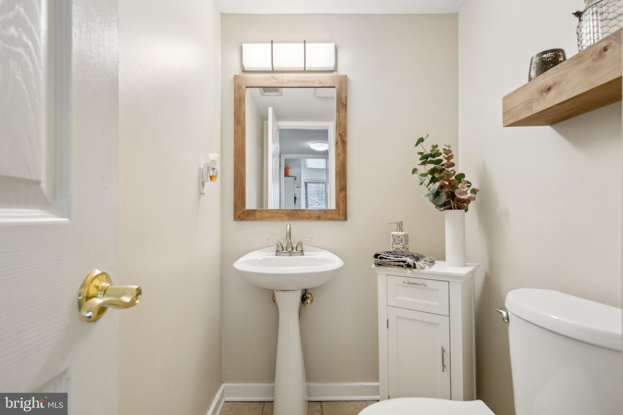 STONEYBROOKE - Residential