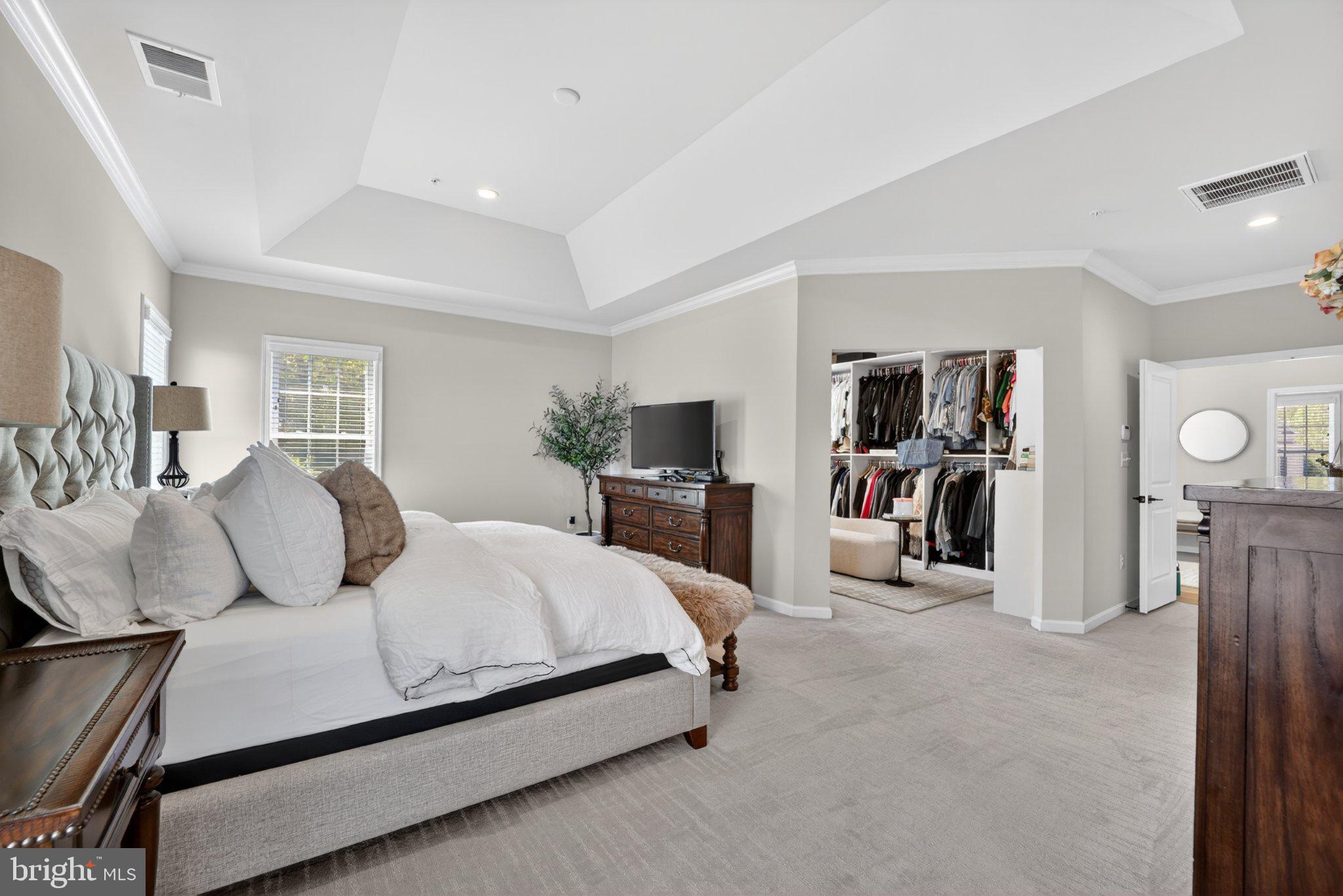 MARLBORO RIDGE - Residential