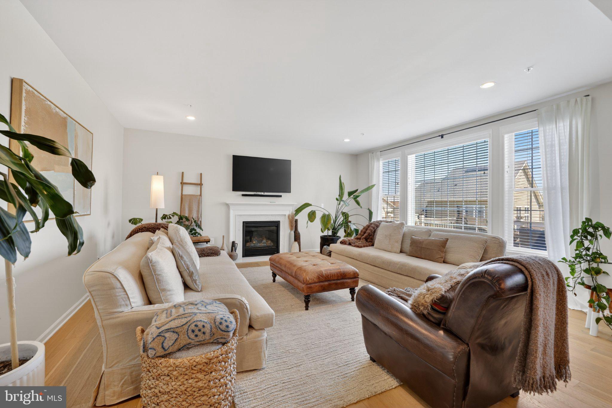 MARLBORO RIDGE - Residential