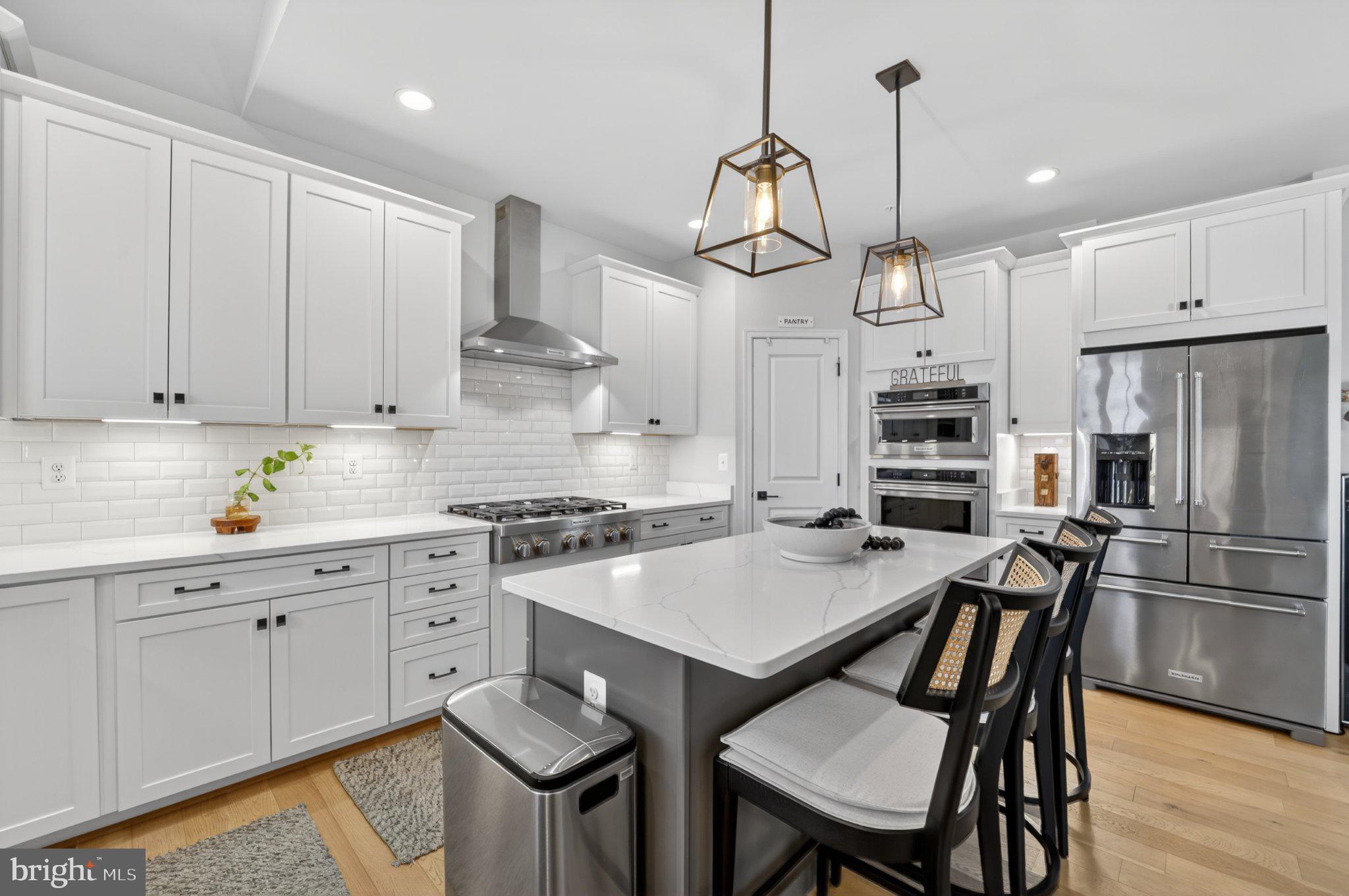 MARLBORO RIDGE - Residential