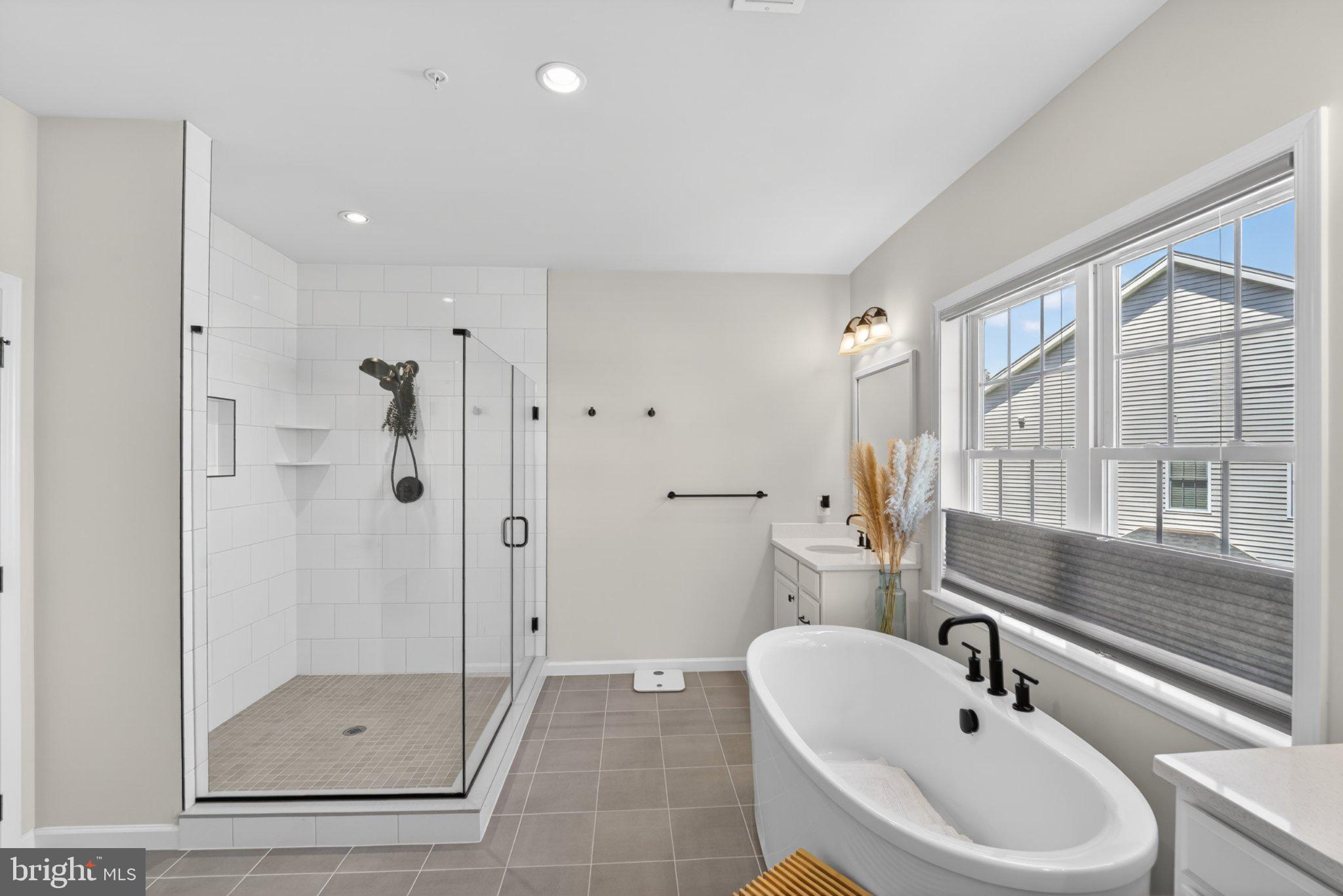 MARLBORO RIDGE - Residential