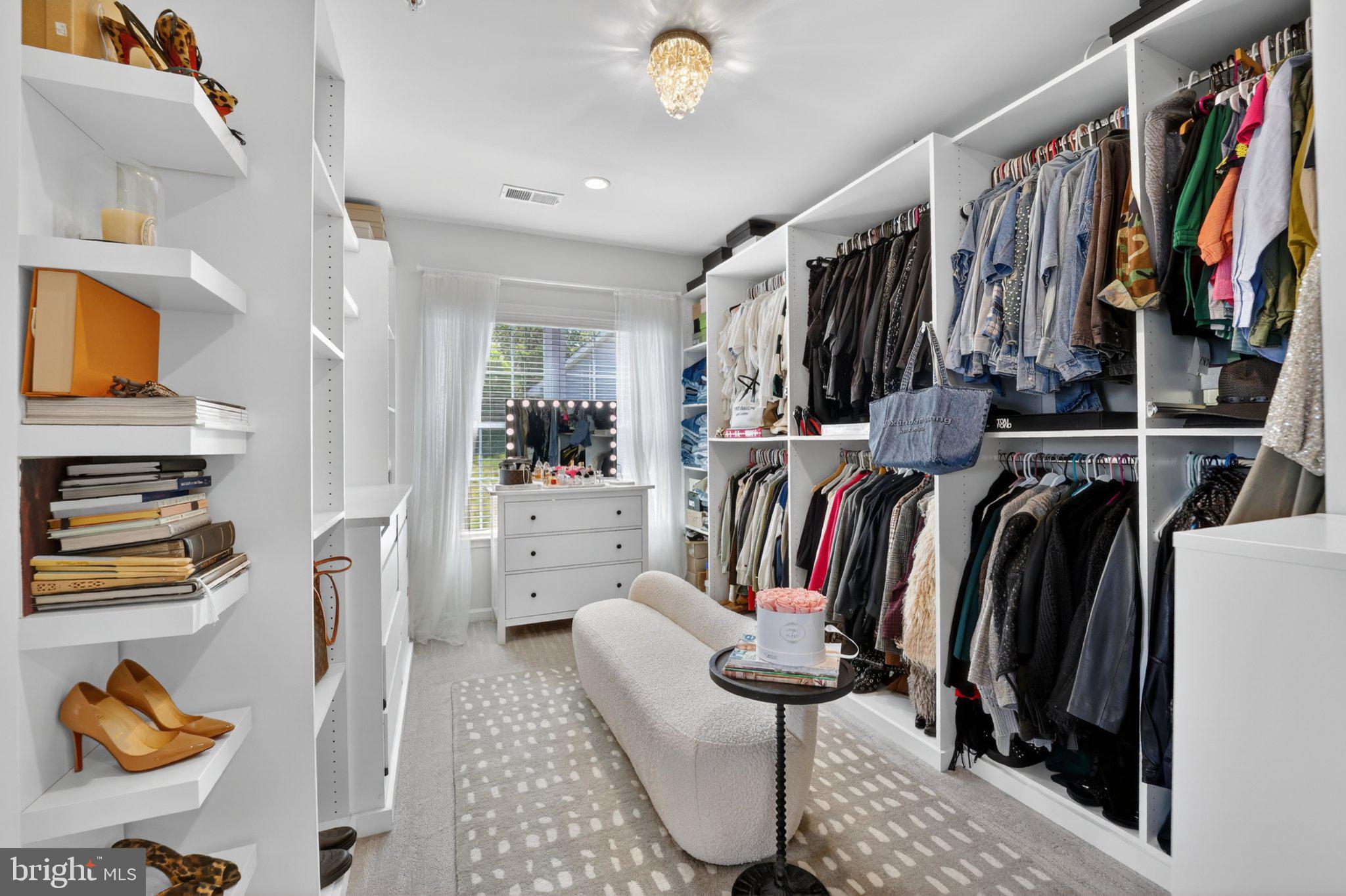 MARLBORO RIDGE - Residential