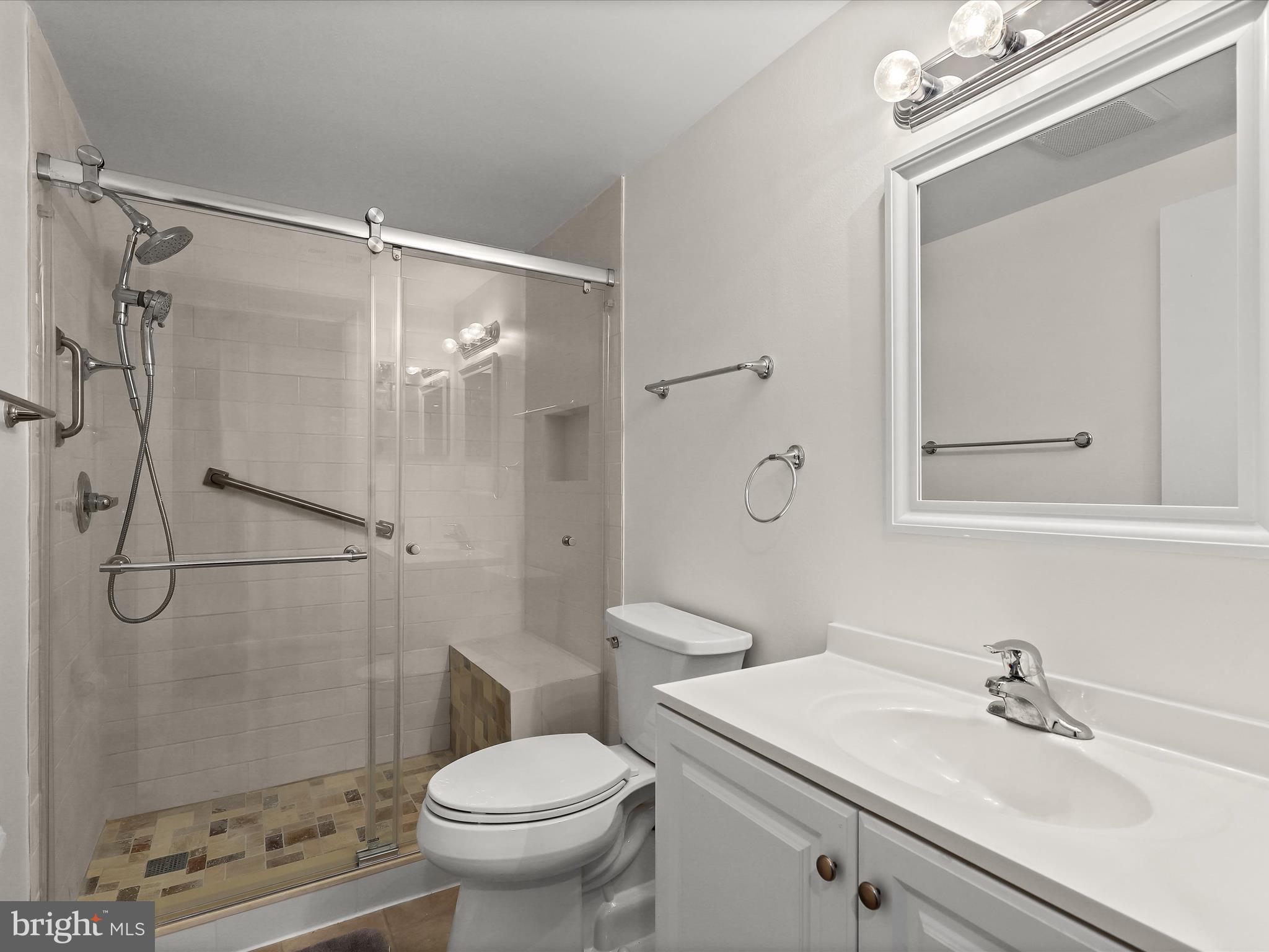 LEISURE WORLD - Residential