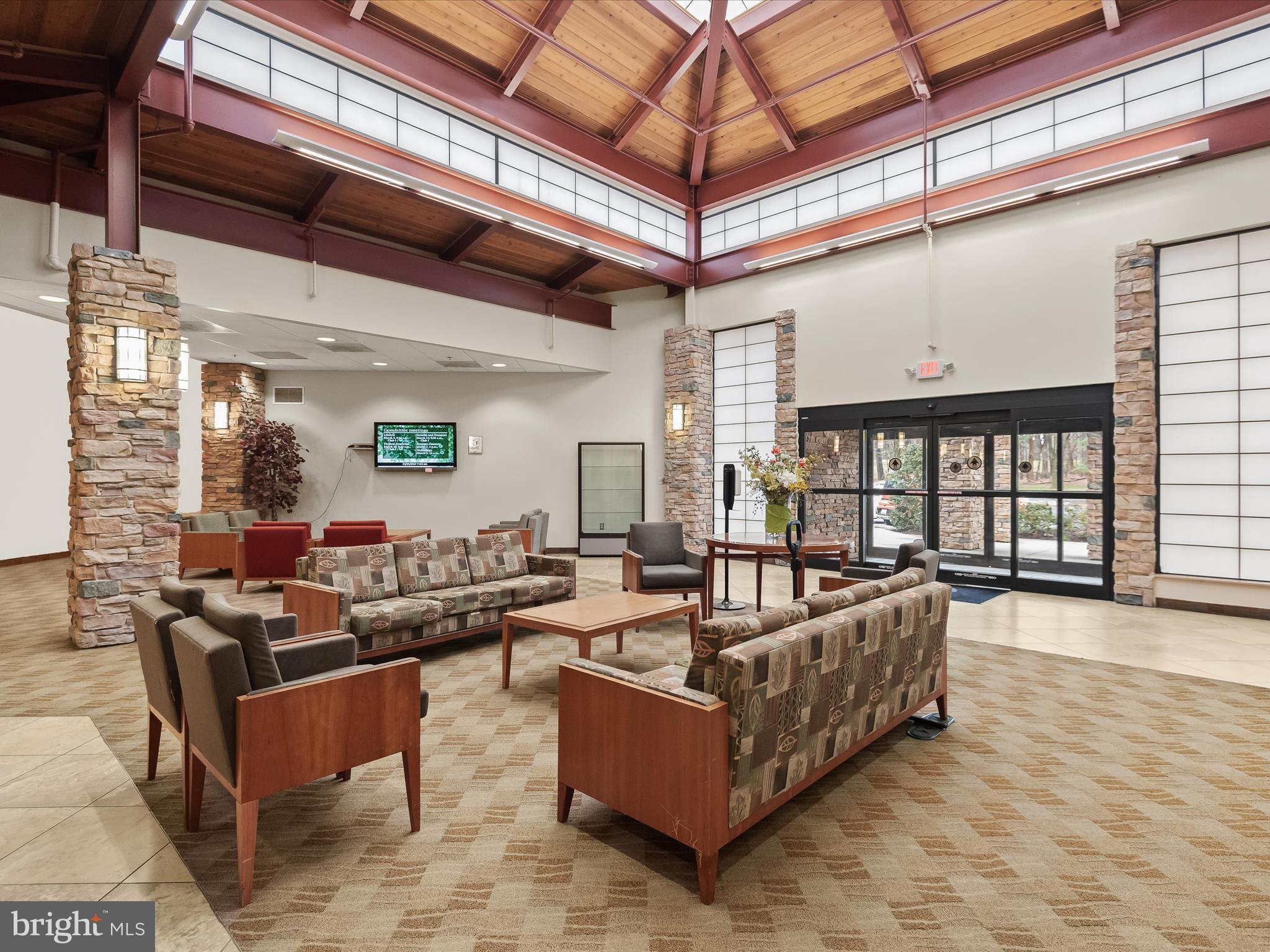 LEISURE WORLD - Residential