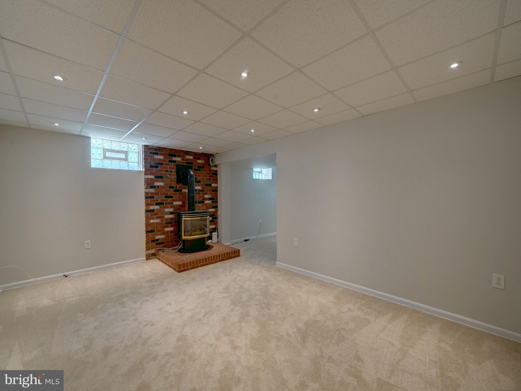 UPTON VILLAGE NORTH - Residential