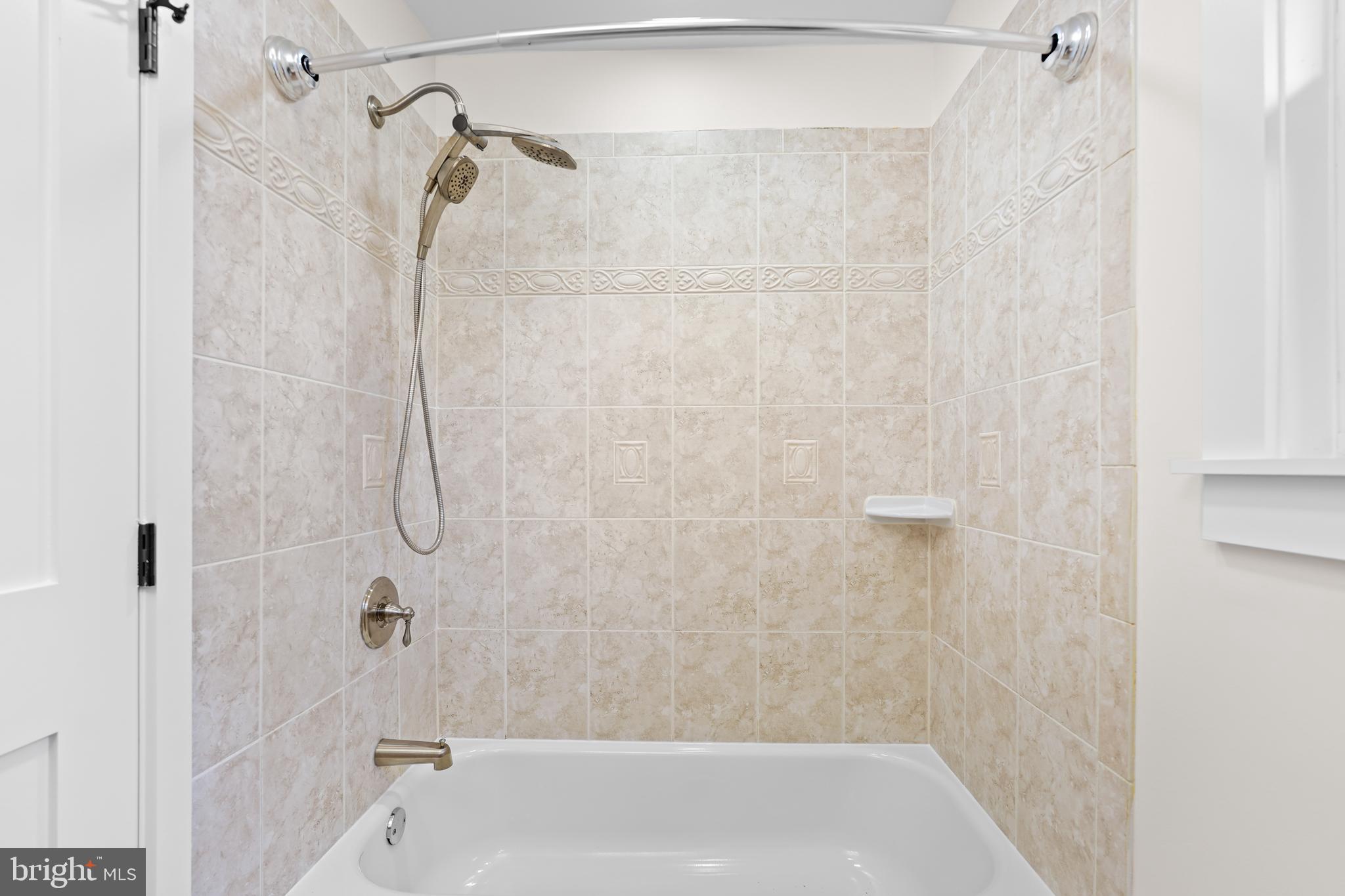 LAYHILL VILLAGE EAST - Residential