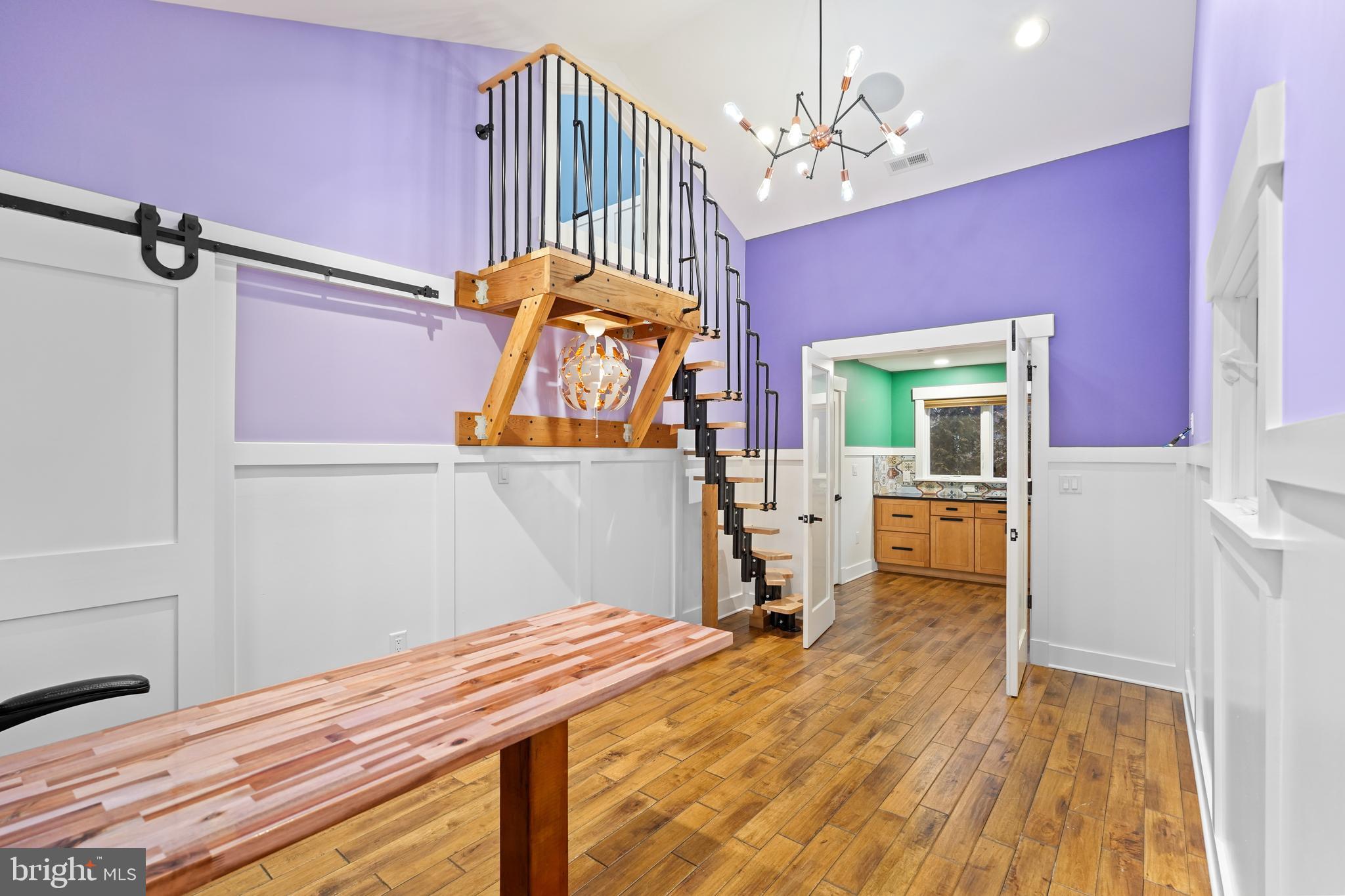 LAYHILL VILLAGE EAST - Residential