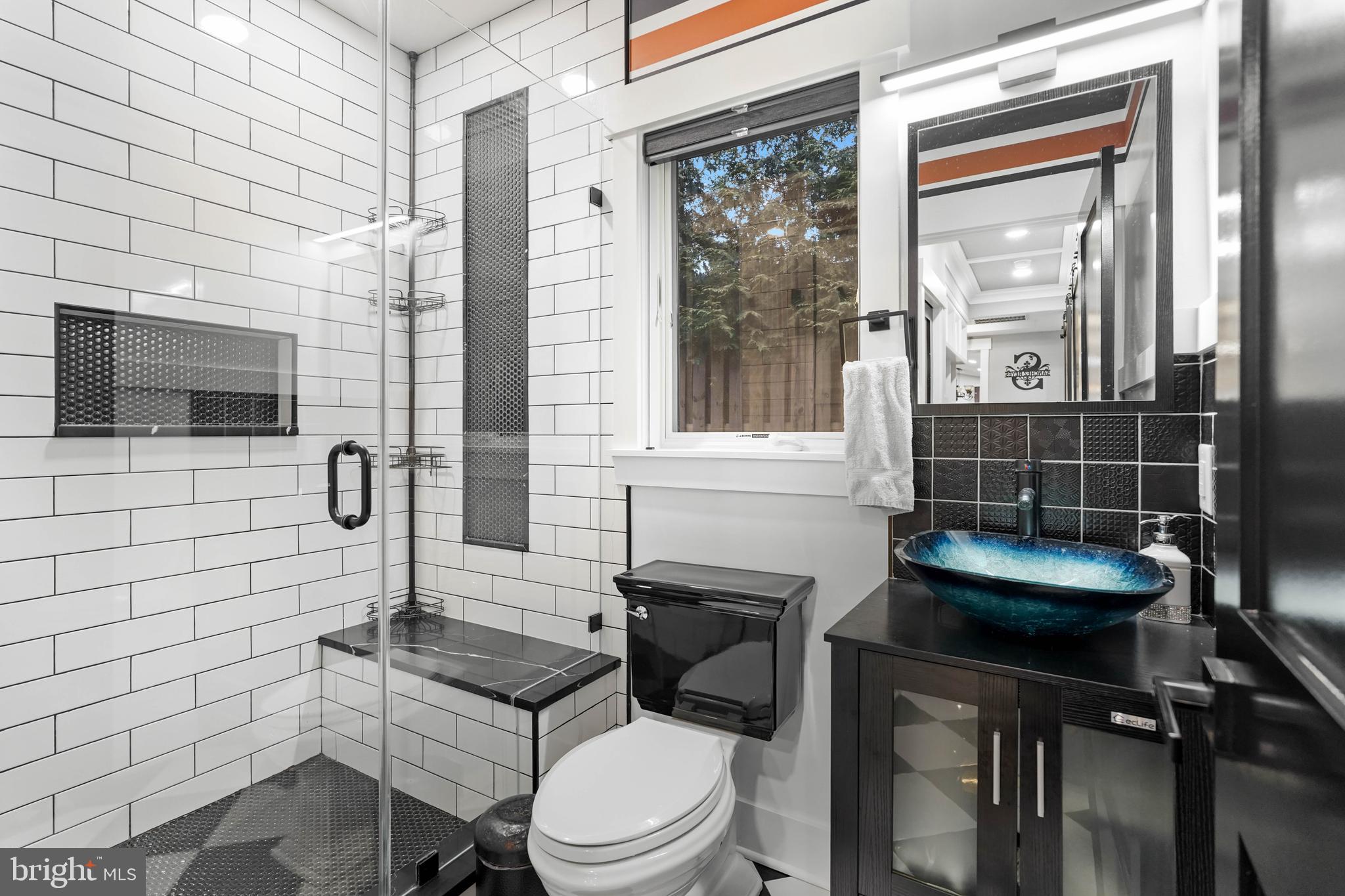 LAYHILL VILLAGE EAST - Residential