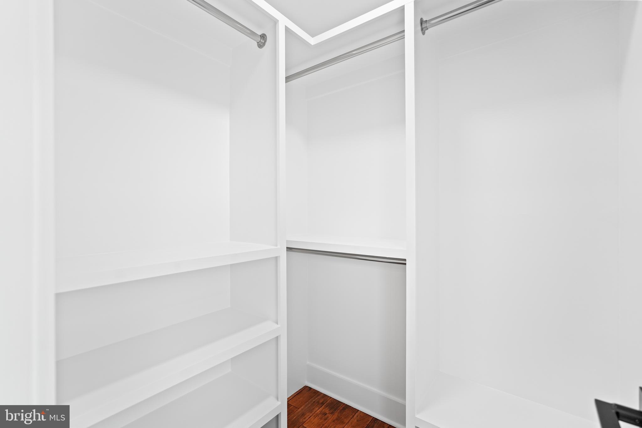 LAYHILL VILLAGE EAST - Residential