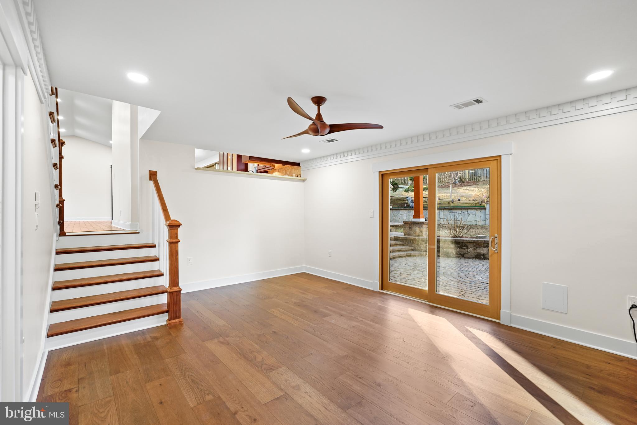 LAYHILL VILLAGE EAST - Residential