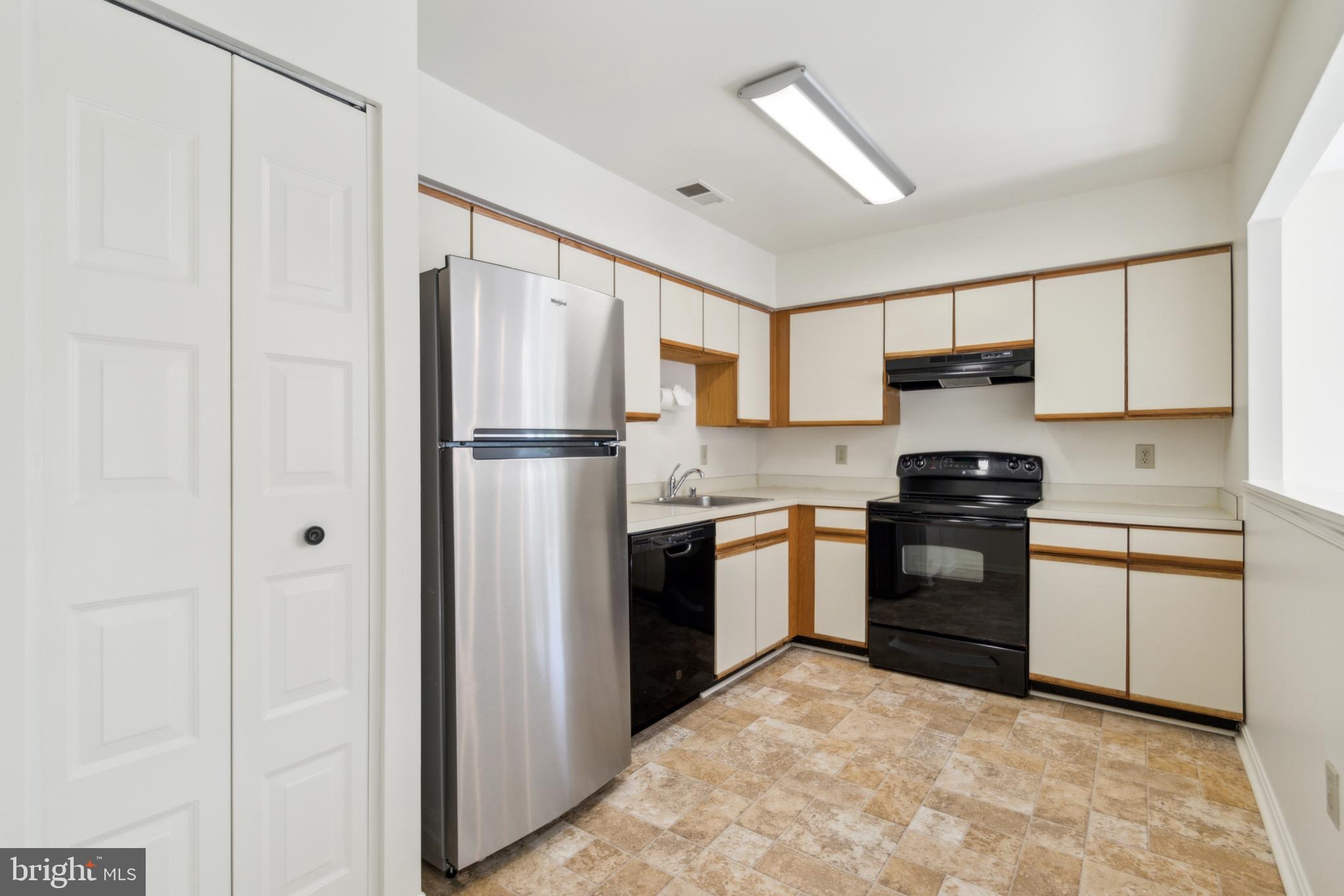 THE VILLAGE AT GREENS OF PATUXENT - Residential