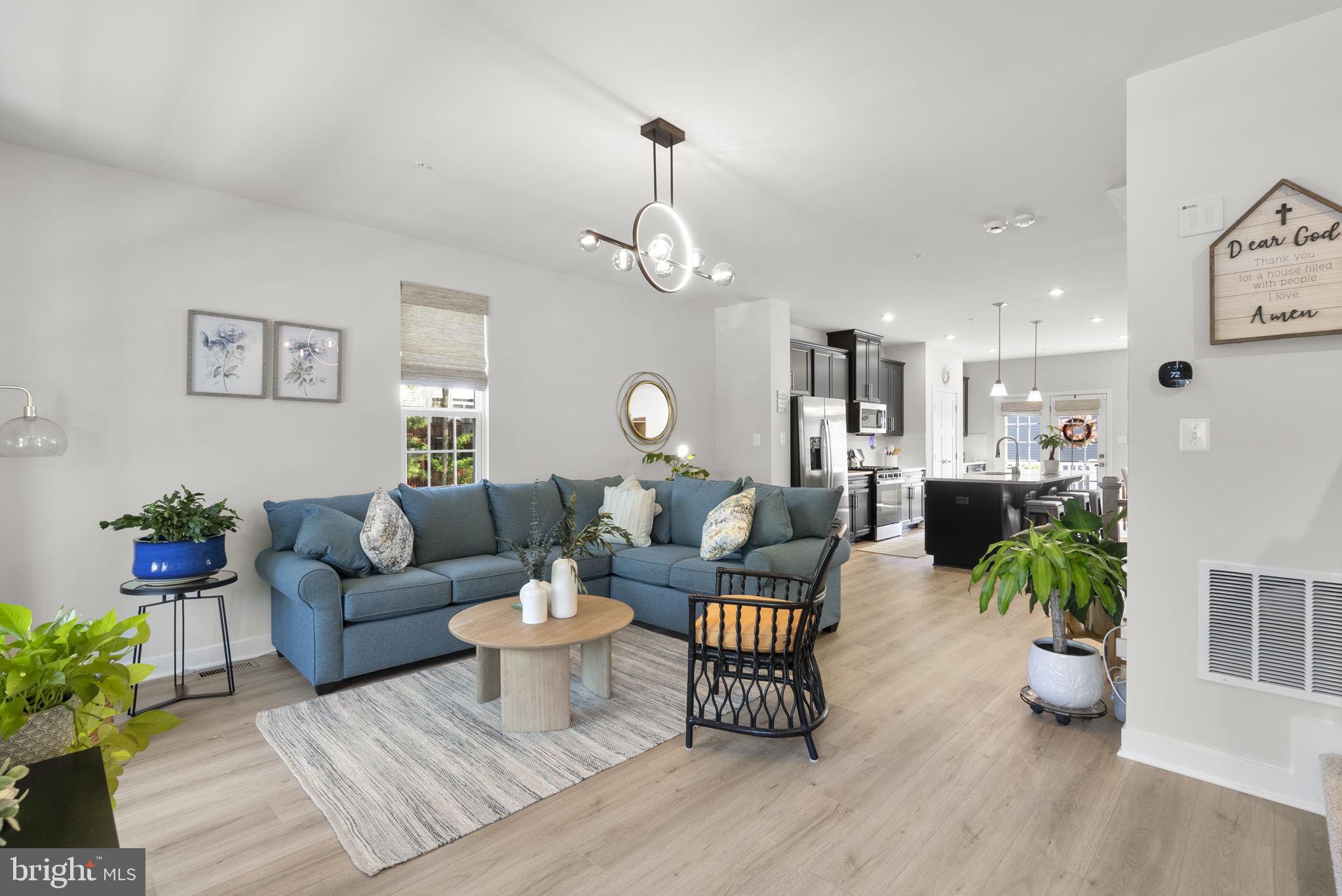 BELLE AIR TOWNHOMES - Residential