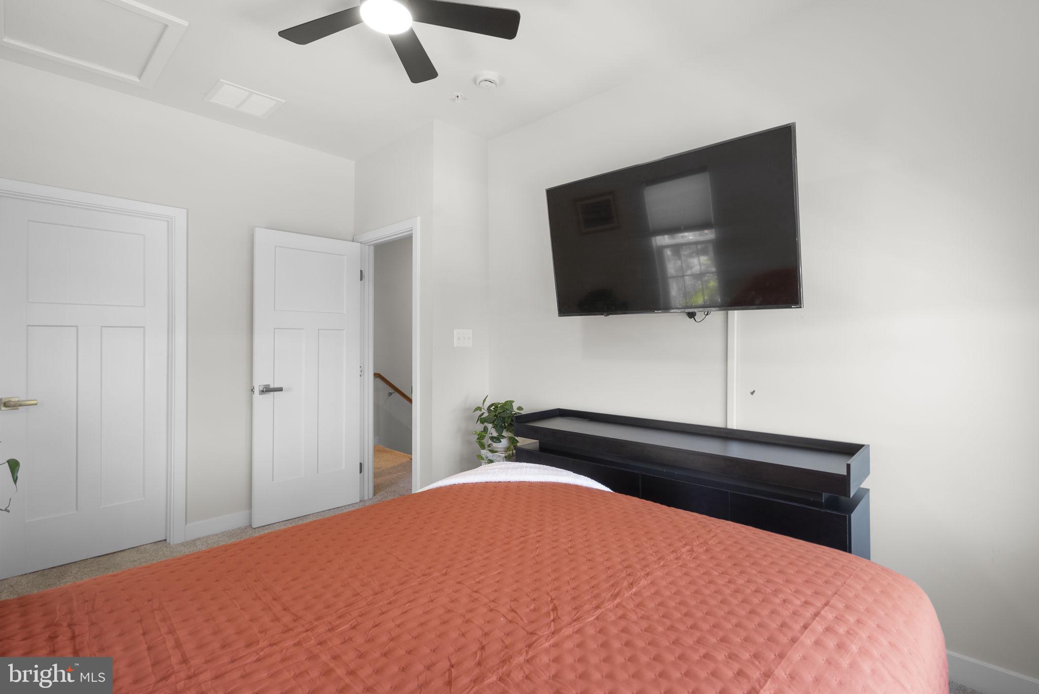 BELLE AIR TOWNHOMES - Residential
