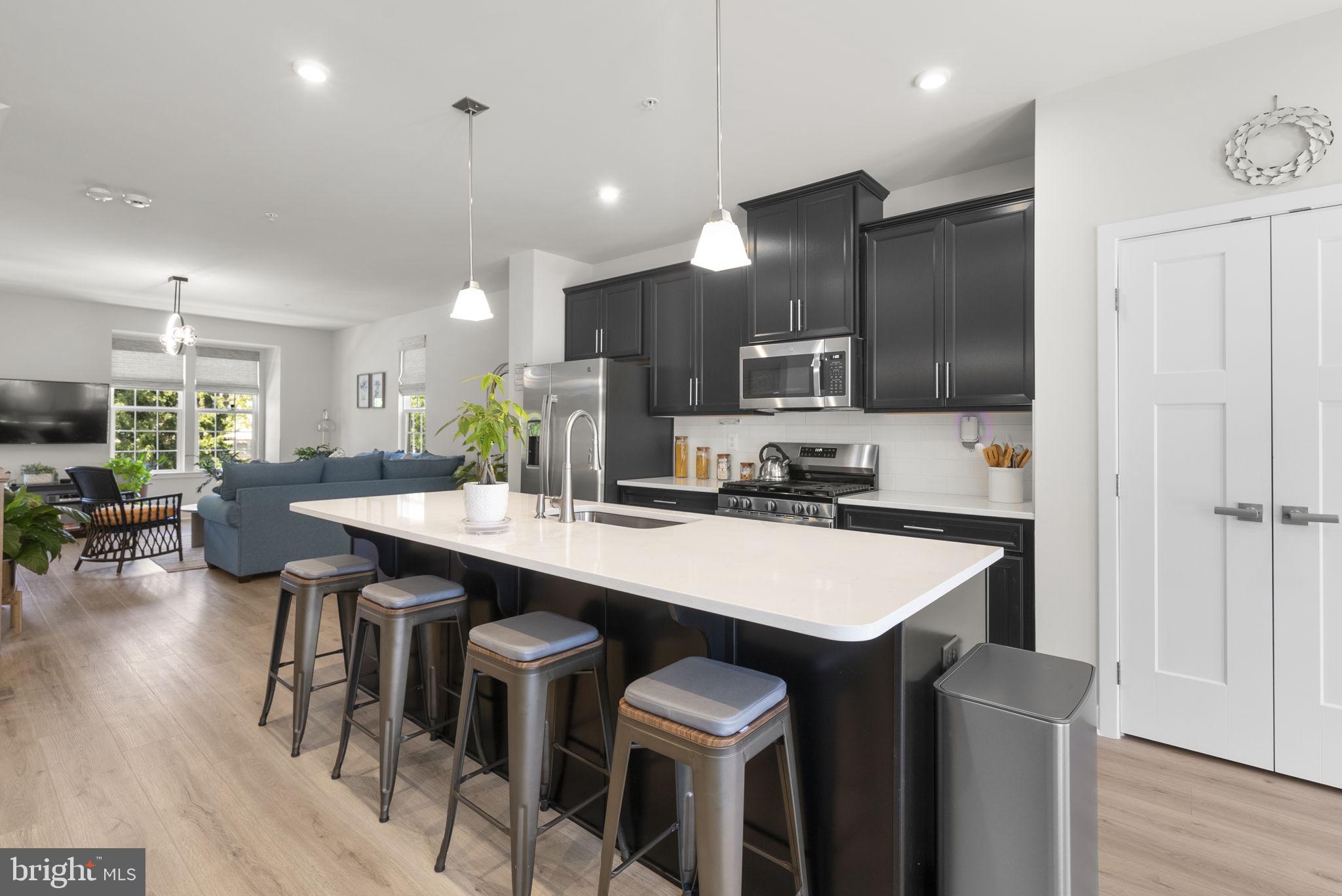 BELLE AIR TOWNHOMES - Residential