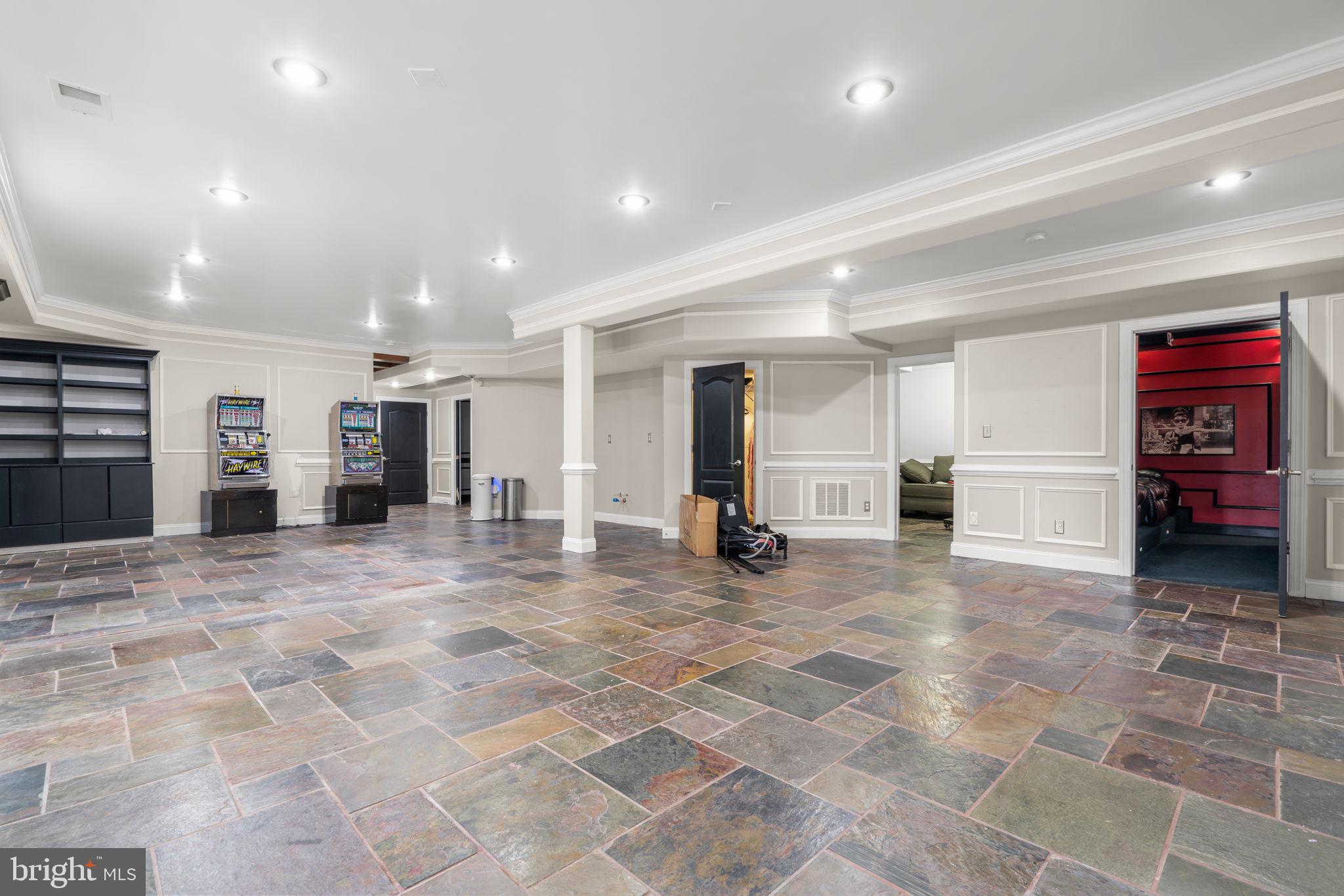 LONE OAK - Residential