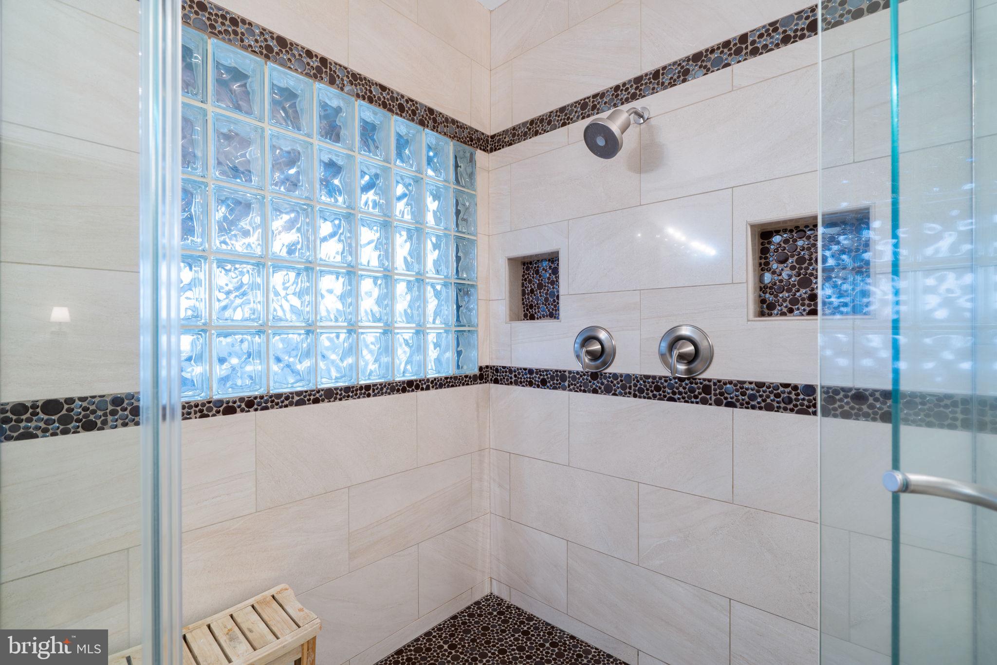 LONE OAK - Residential