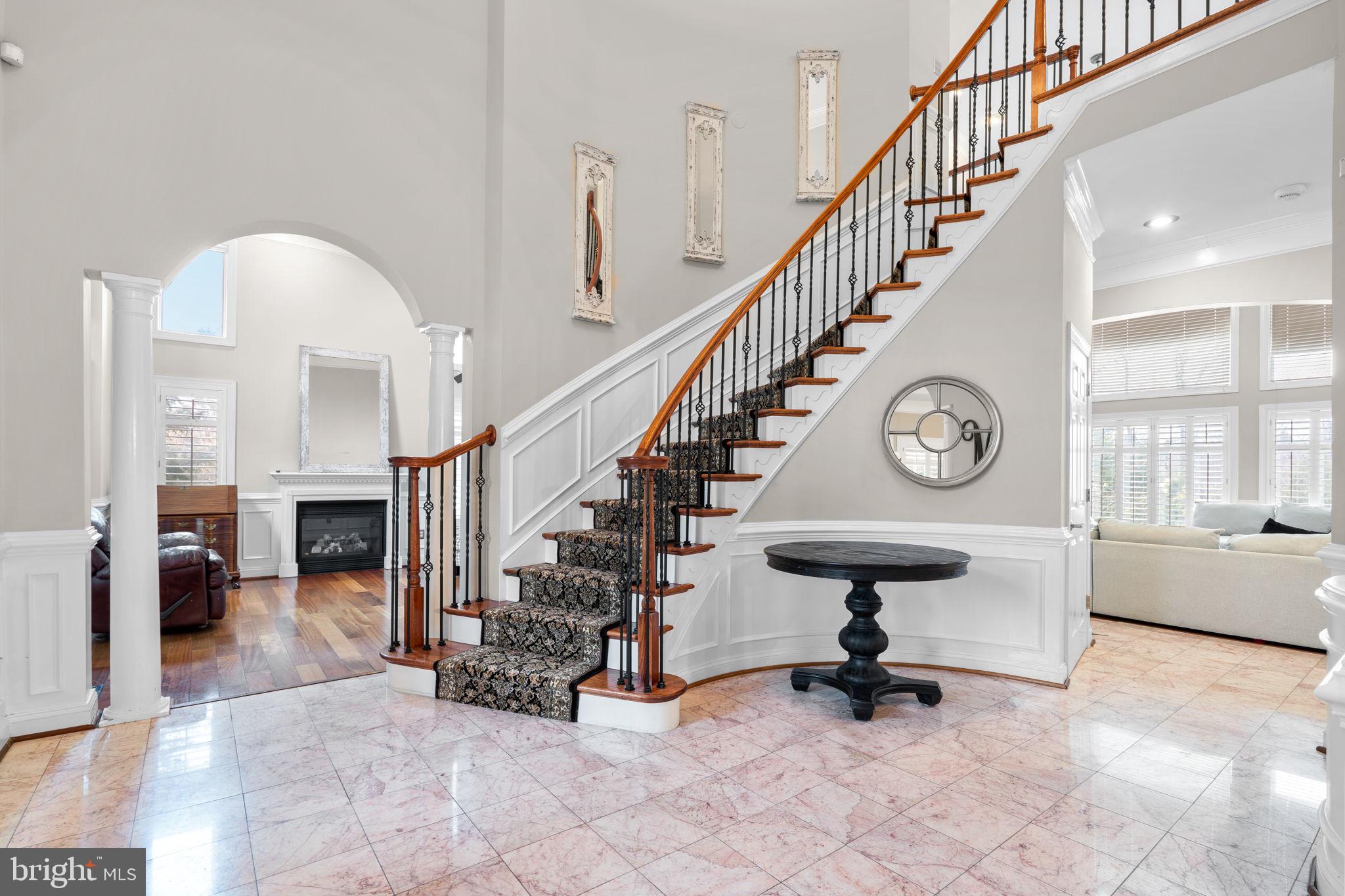 LONE OAK - Residential