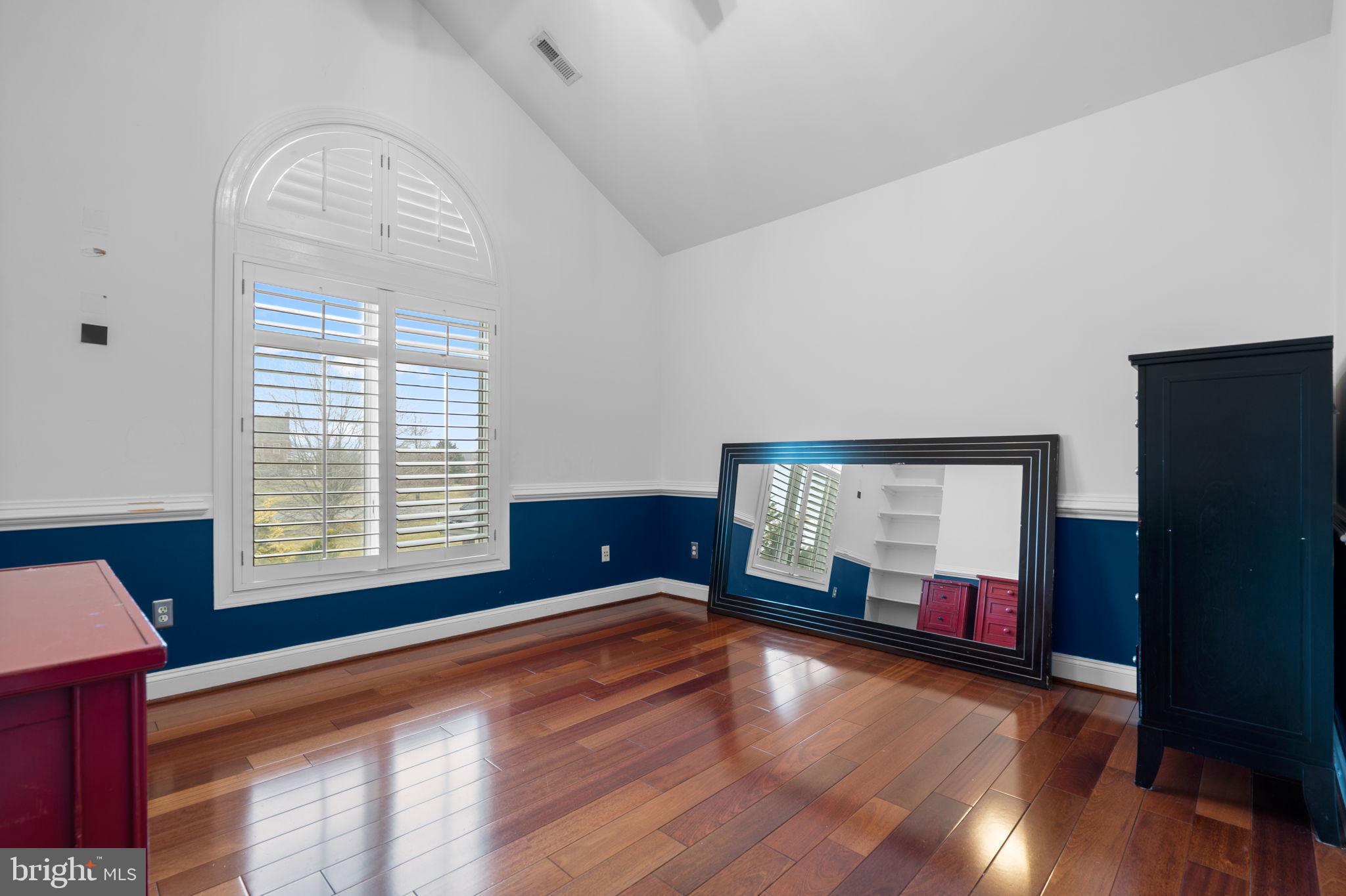 LONE OAK - Residential