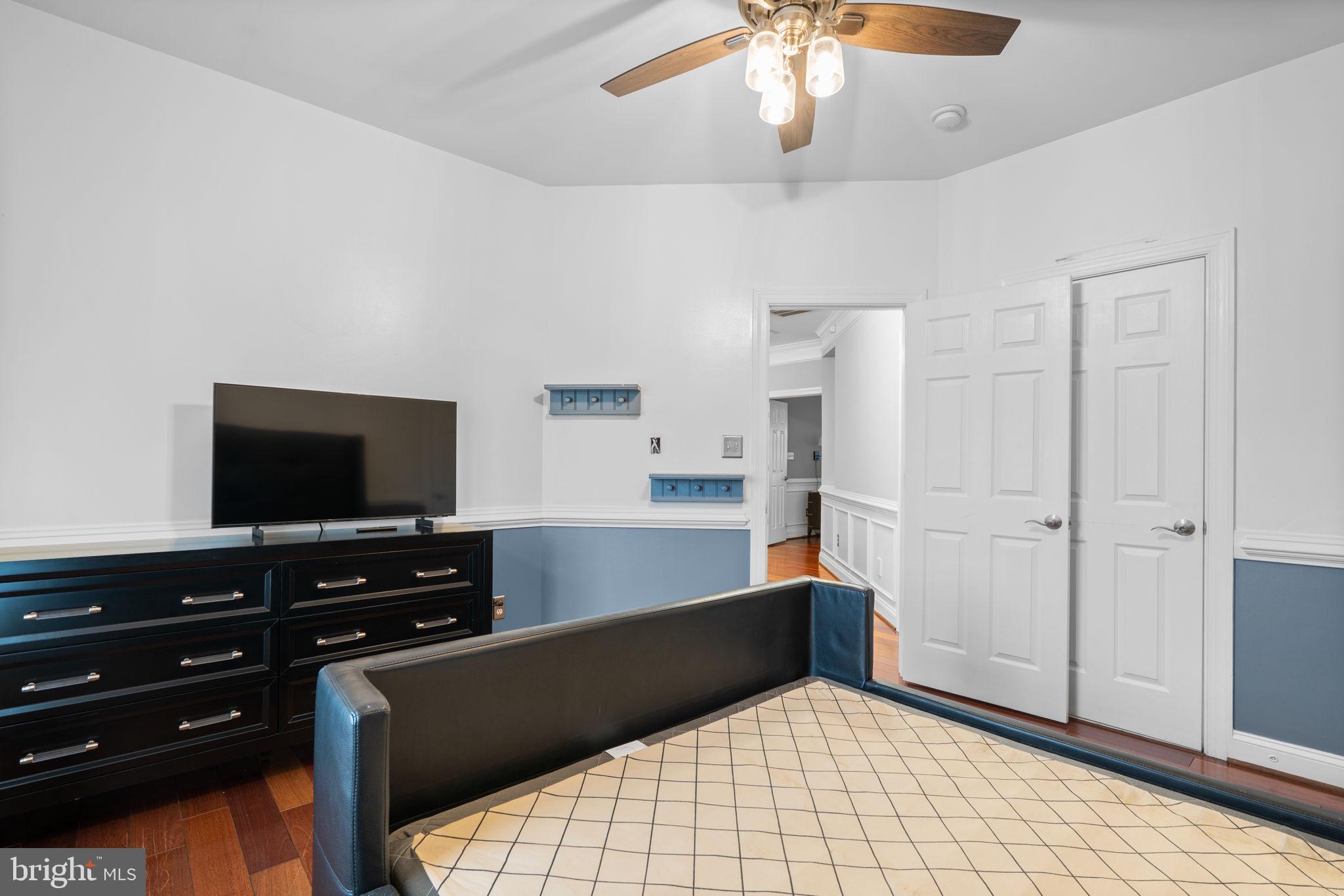 LONE OAK - Residential