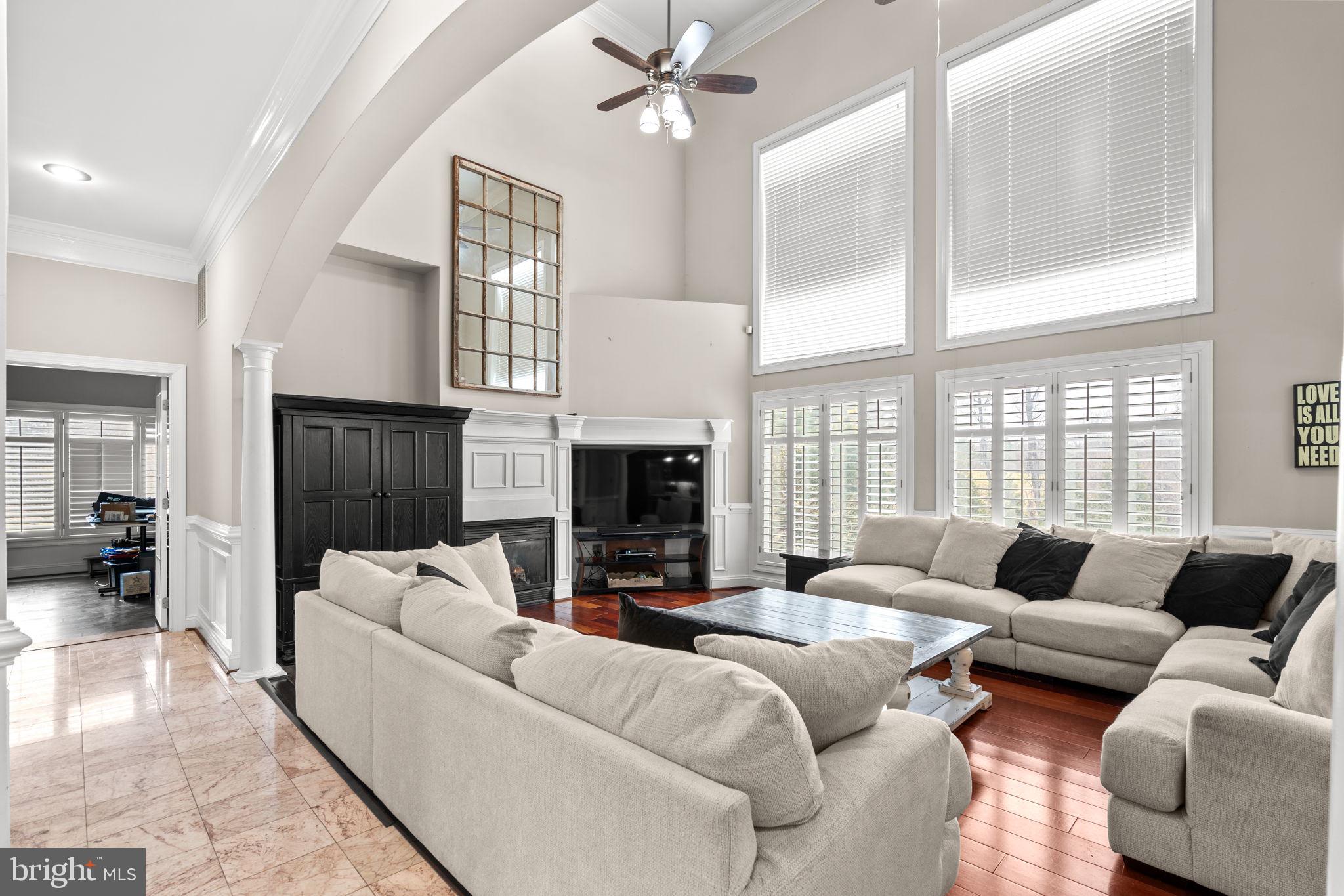 LONE OAK - Residential