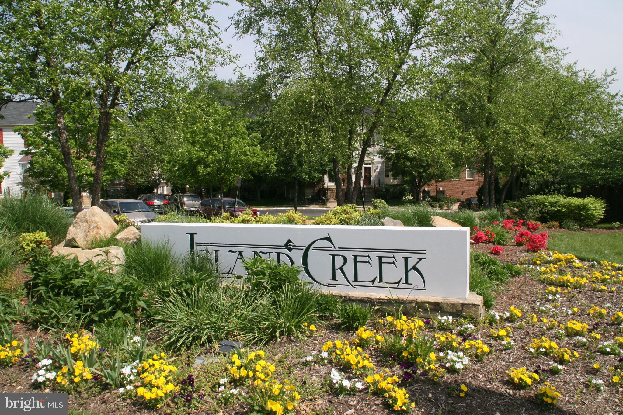 ISLAND CREEK - Residential