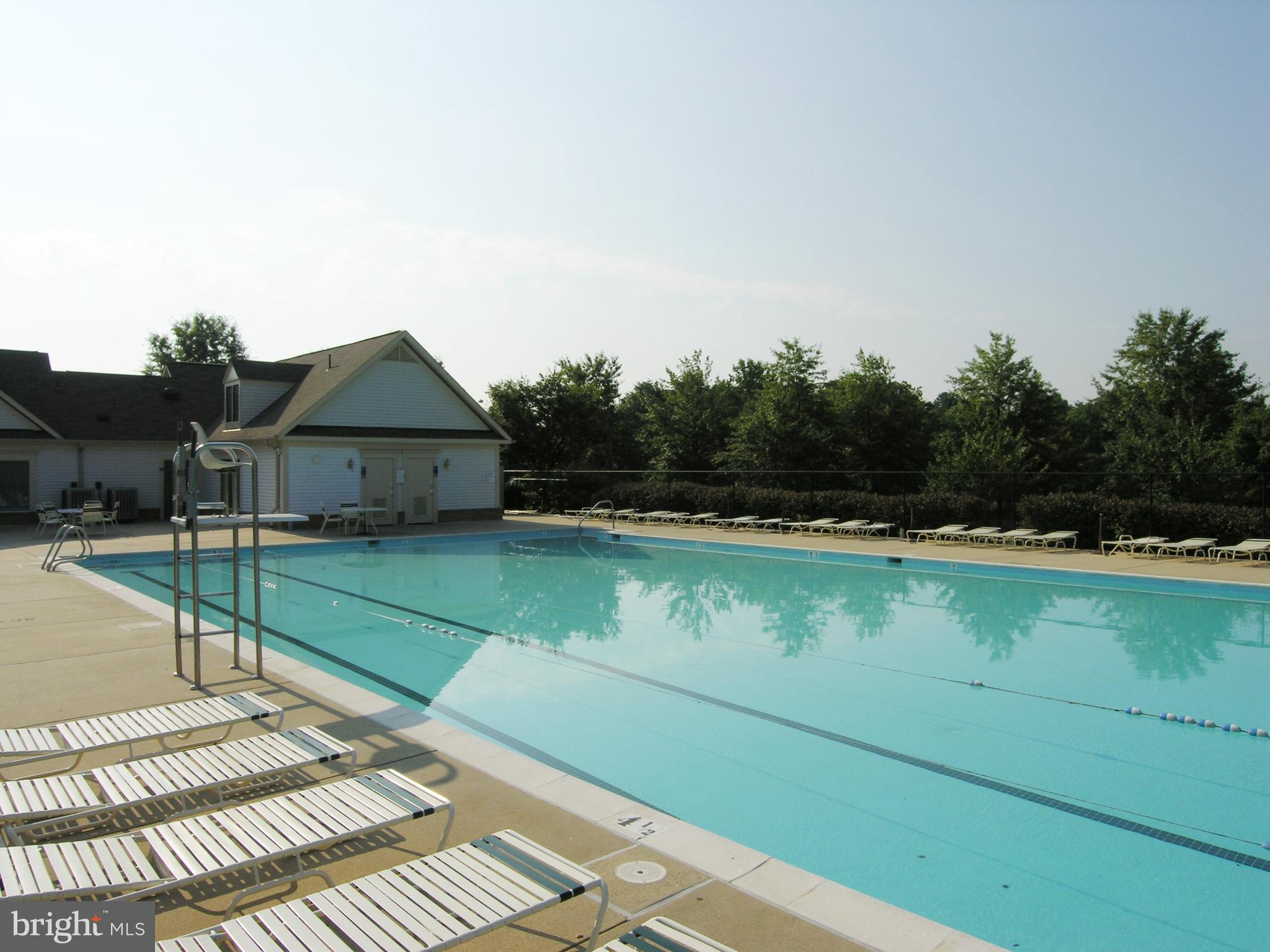 ISLAND CREEK - Residential