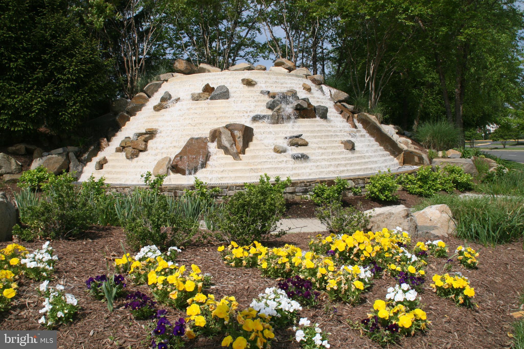 ISLAND CREEK - Residential