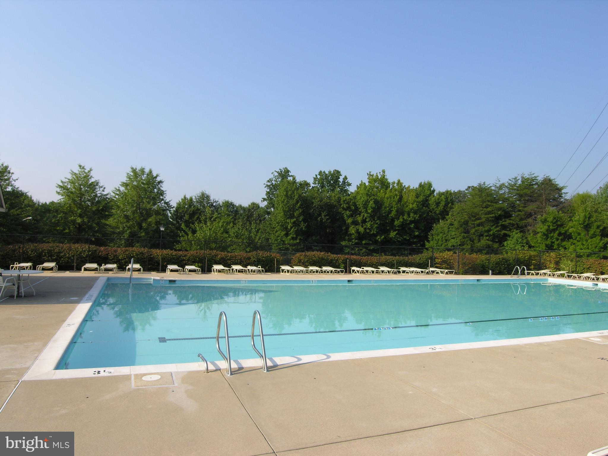 ISLAND CREEK - Residential