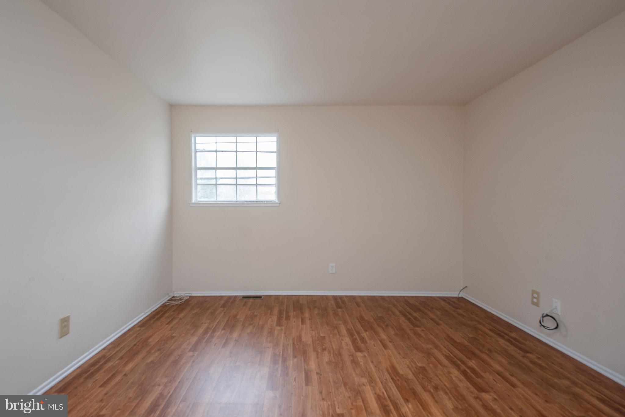 BAYBERRY ESTATES - Residential Lease