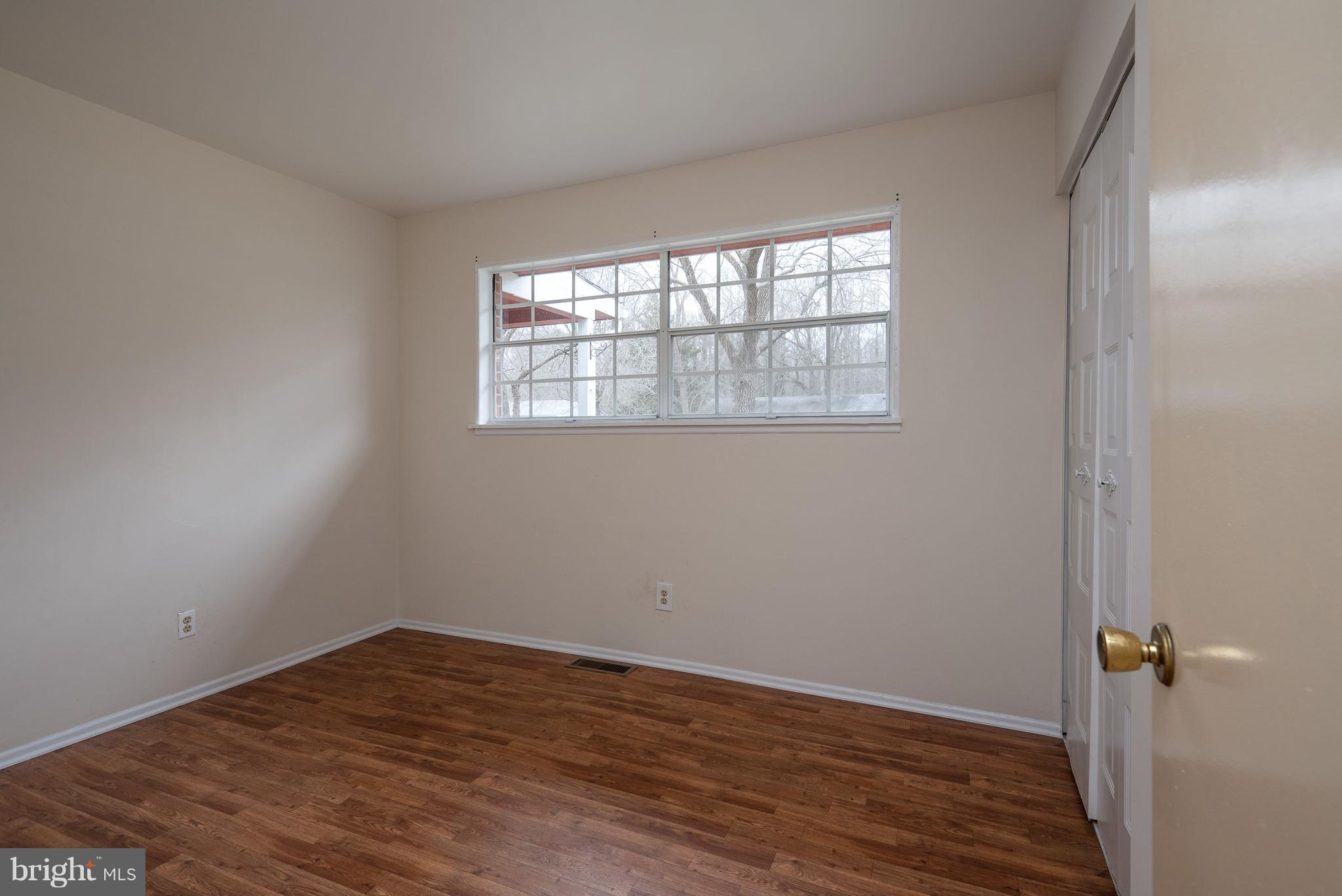 BAYBERRY ESTATES - Residential Lease