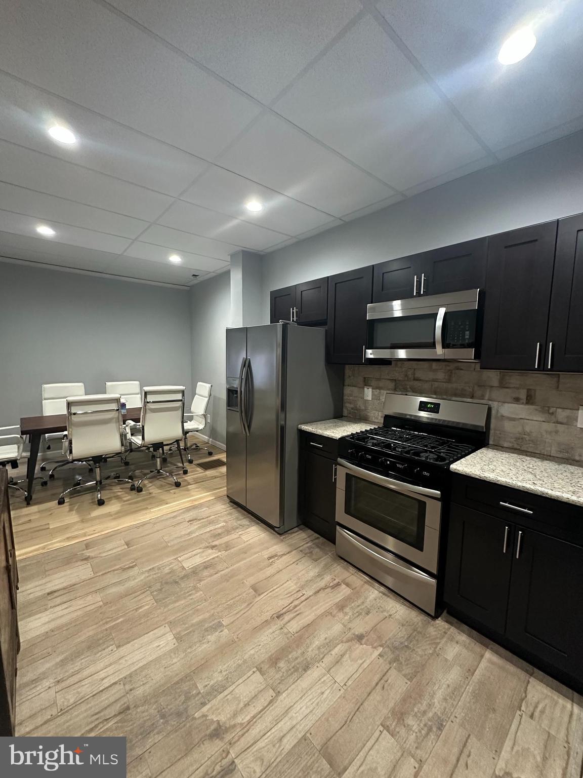 PHILADELPHIA (SOUTH) - Commercial Lease