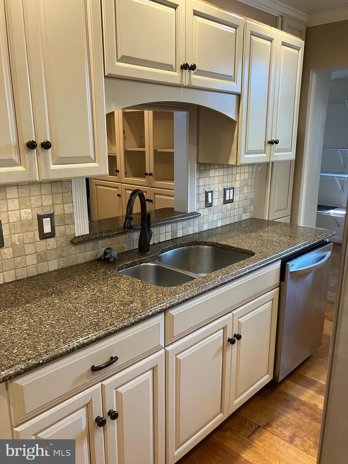 TACONY - Residential