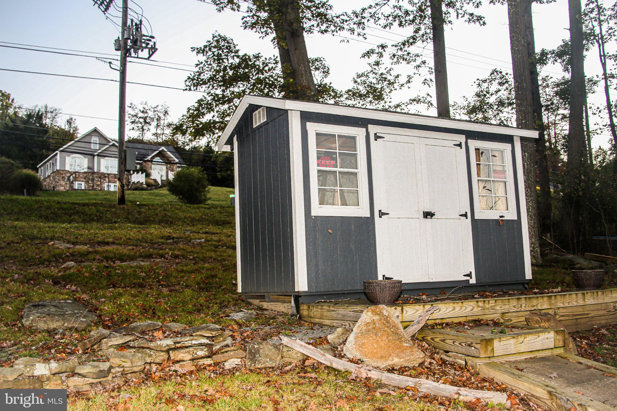 SLOAN TRACT - Residential