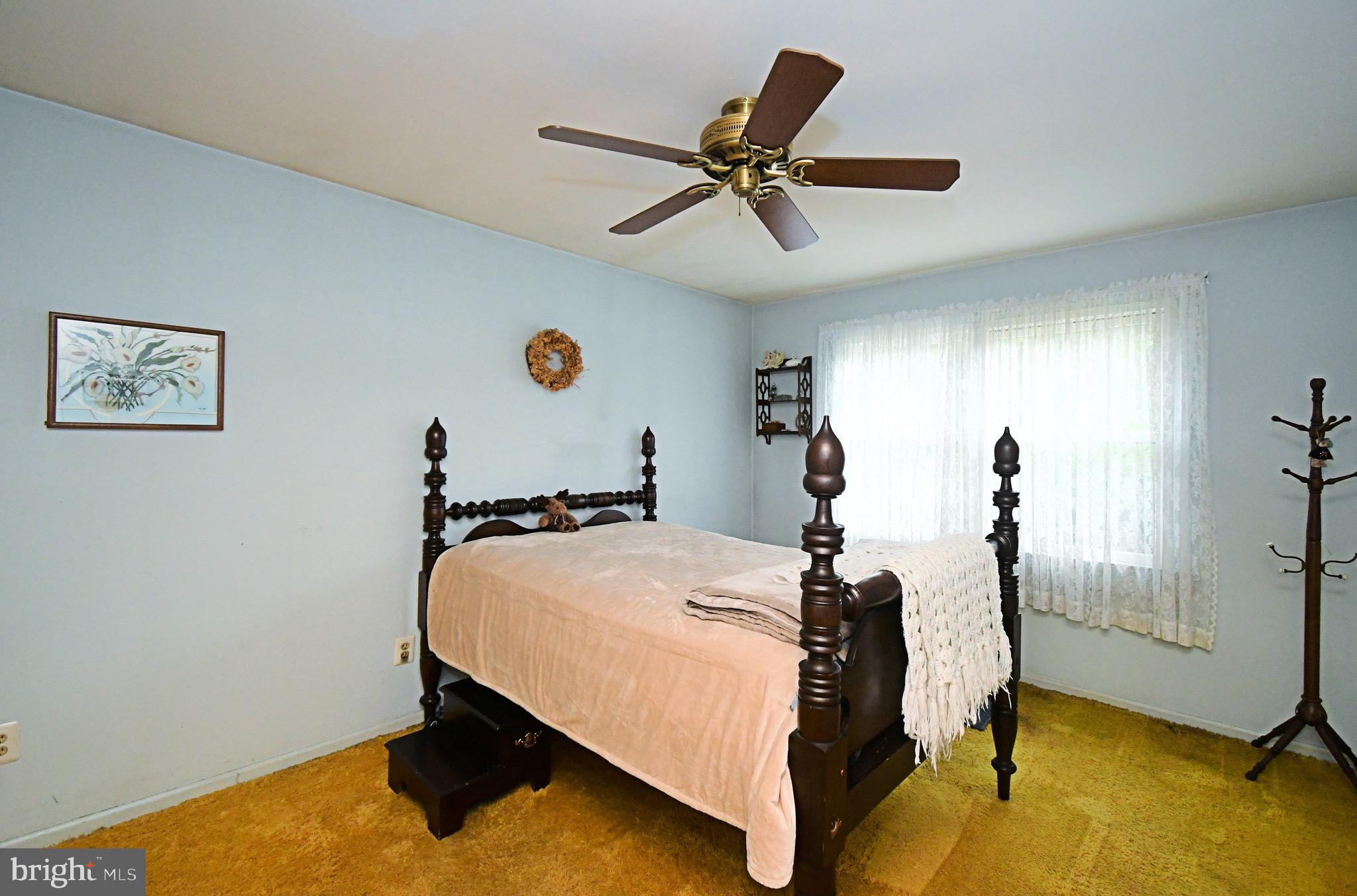 ROCKY MDWS - Residential