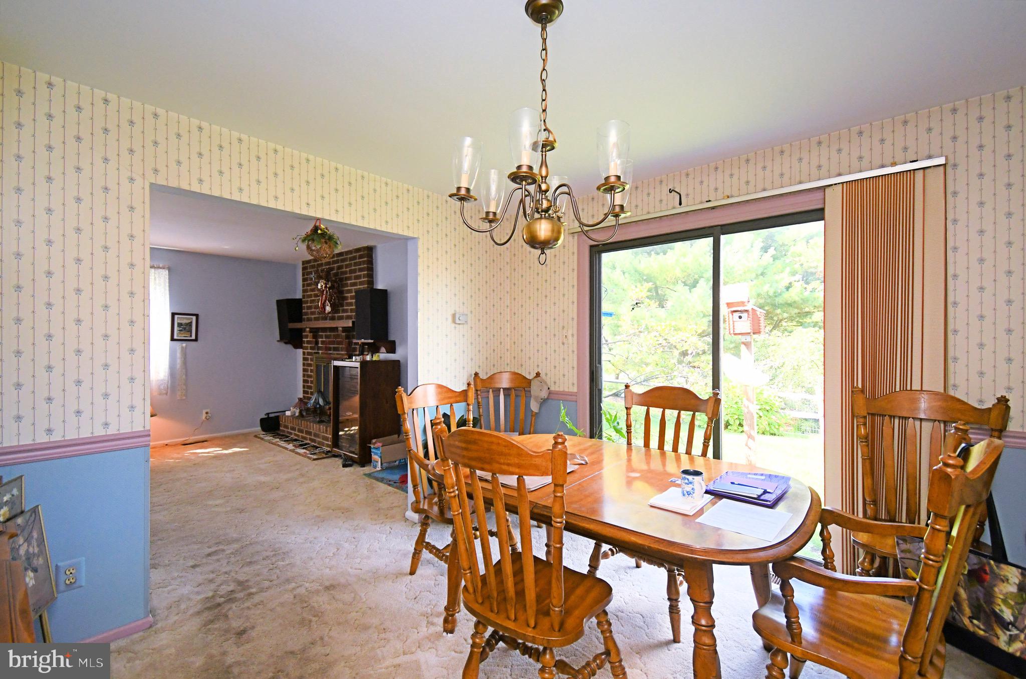 ROCKY MDWS - Residential