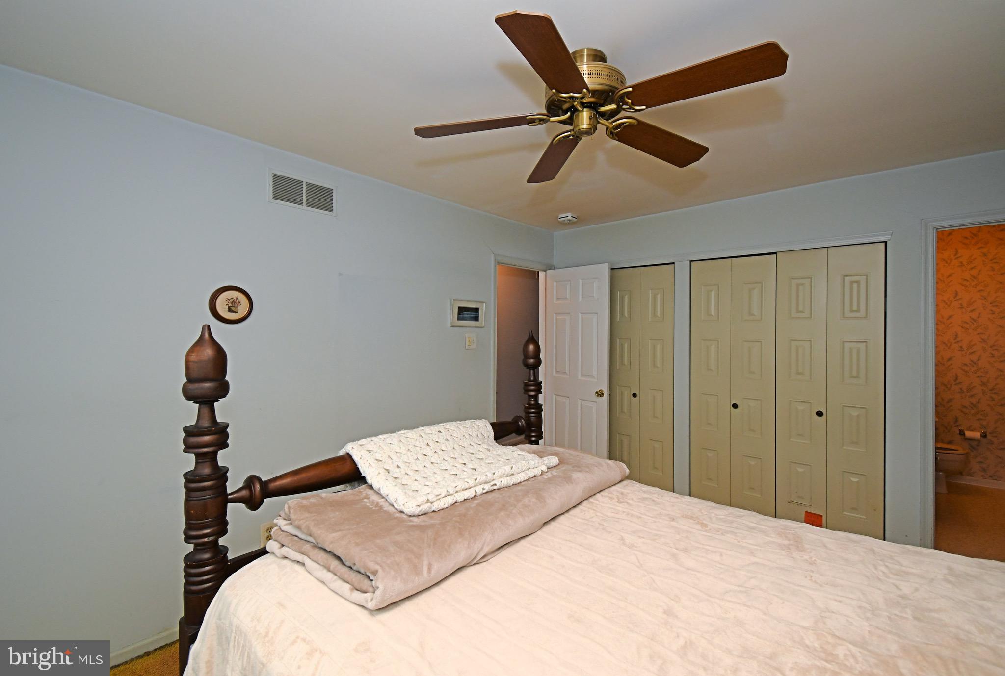 ROCKY MDWS - Residential